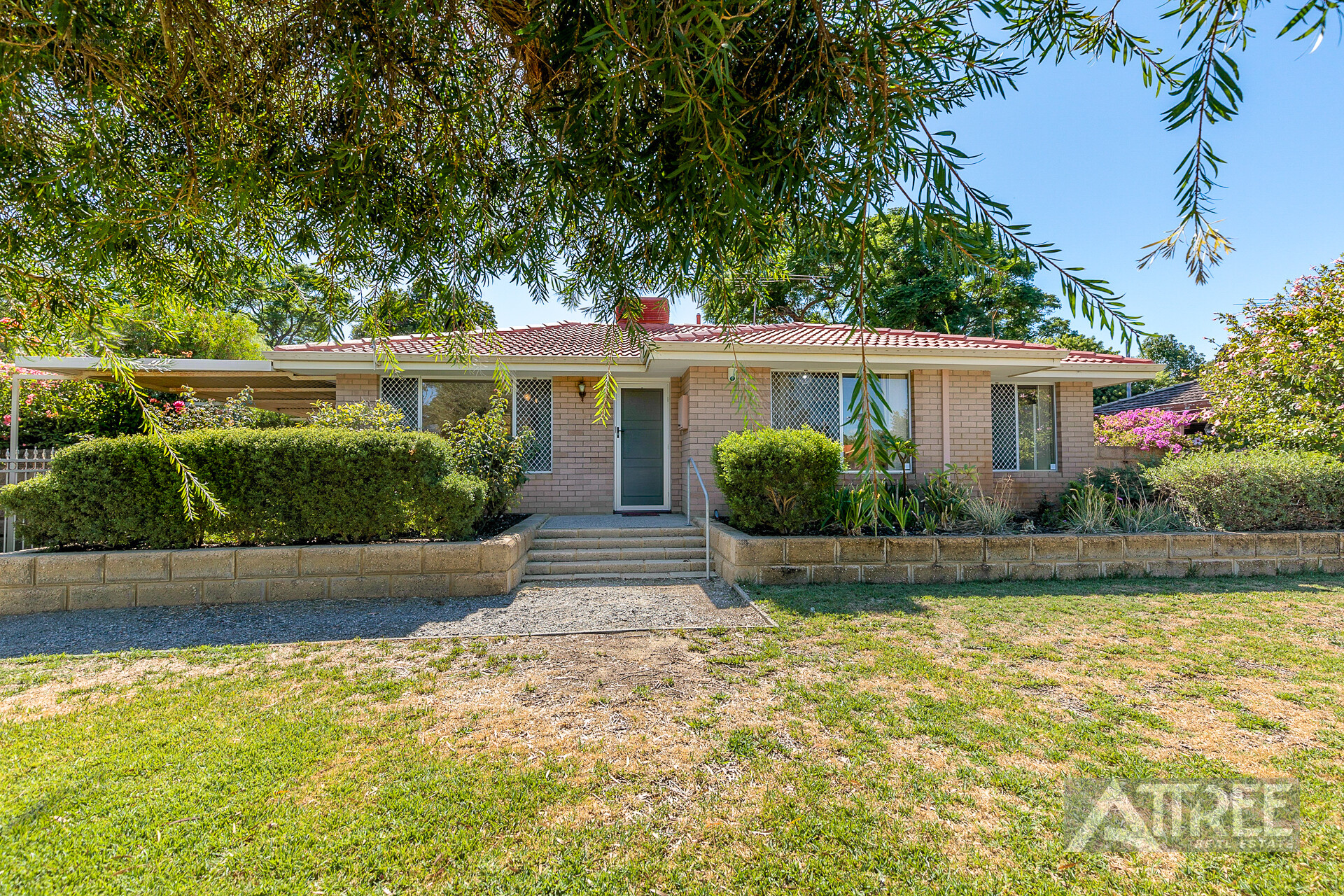12 Watson Street, Gosnells WA 6110