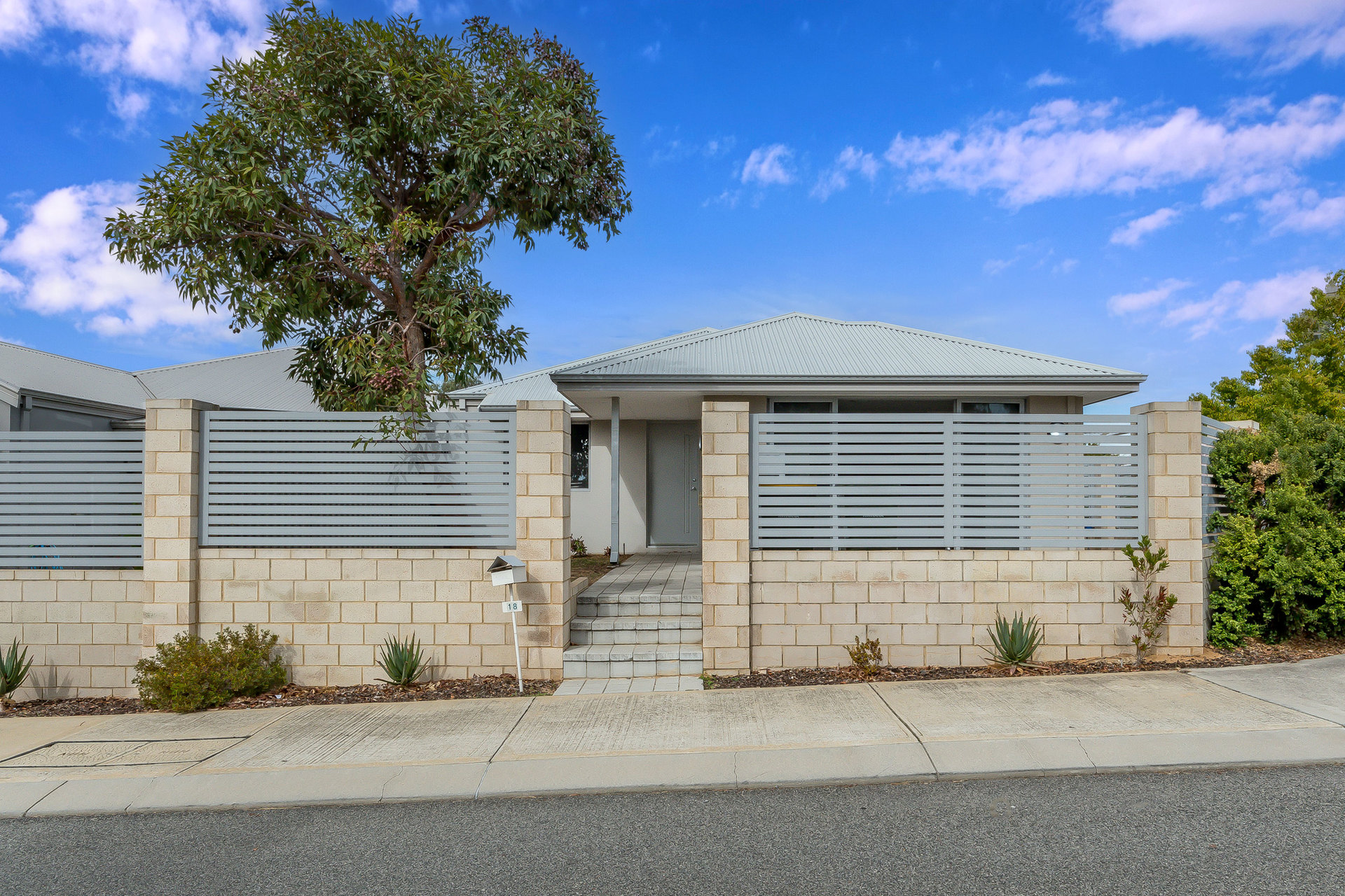 18 Wheelock Road, Medina WA 6167