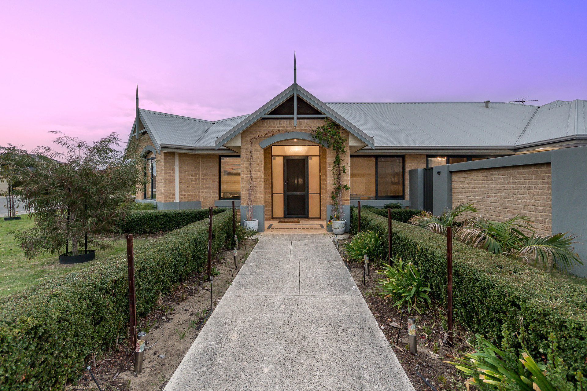 Listing image for 31 Piesley Promenade, Canning Vale  WA  6155