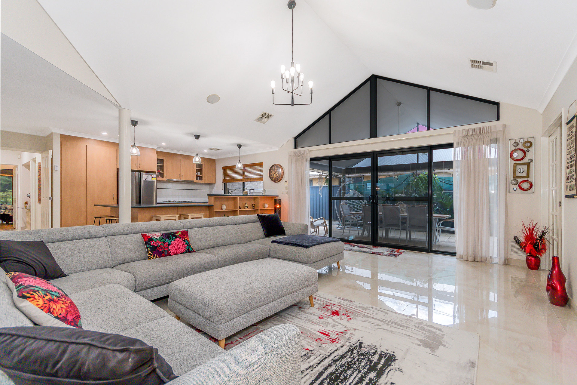 31 Piesley Promenade, Canning Vale WA 6155