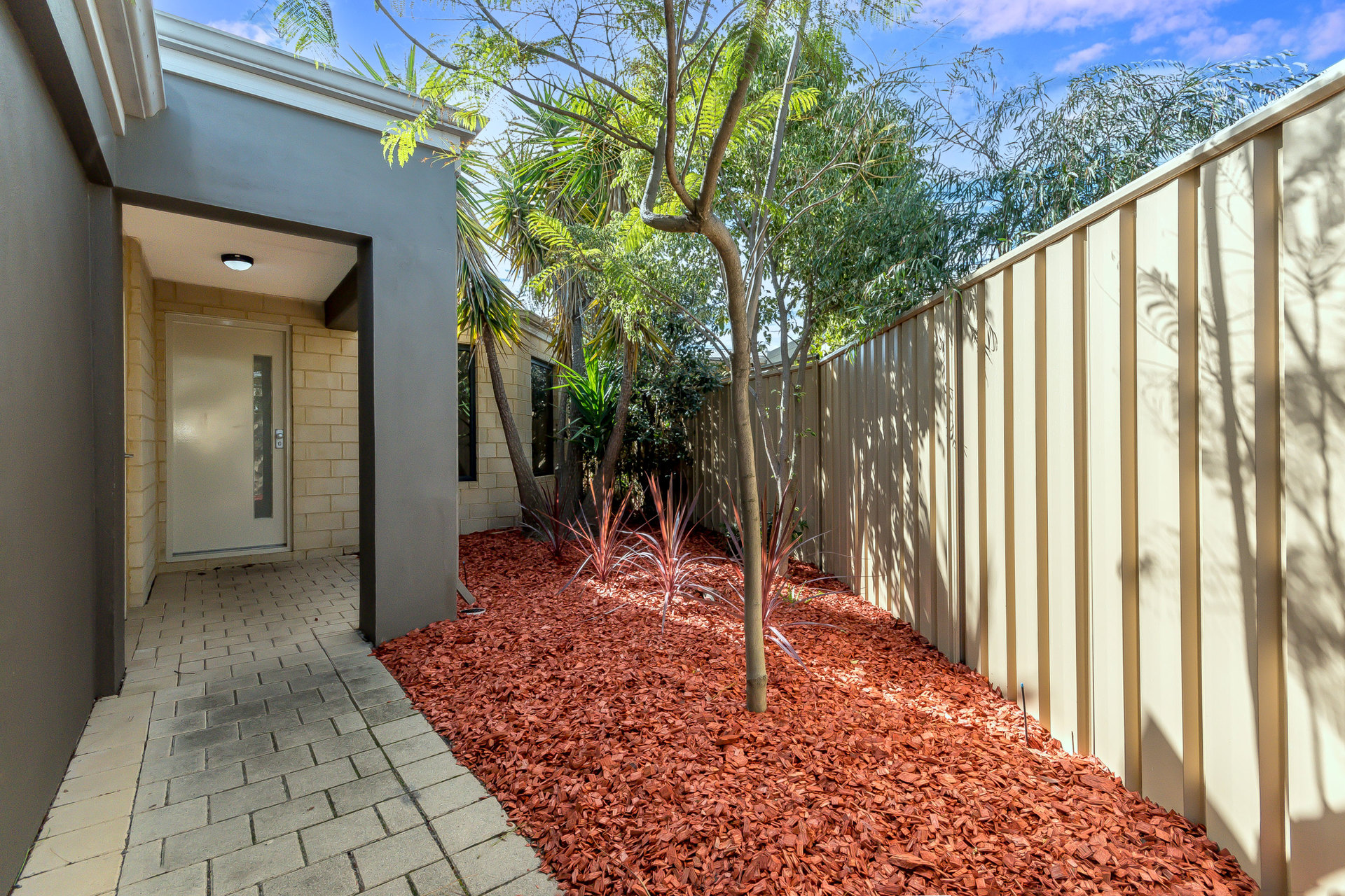 Listing image for 1 Calgary Street, Southern River  WA  6110