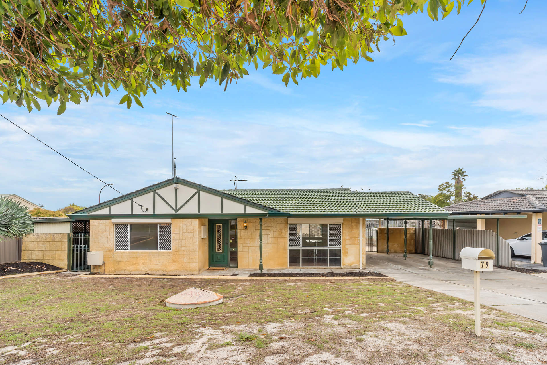 79 Hume Road, Thornlie WA 6108
