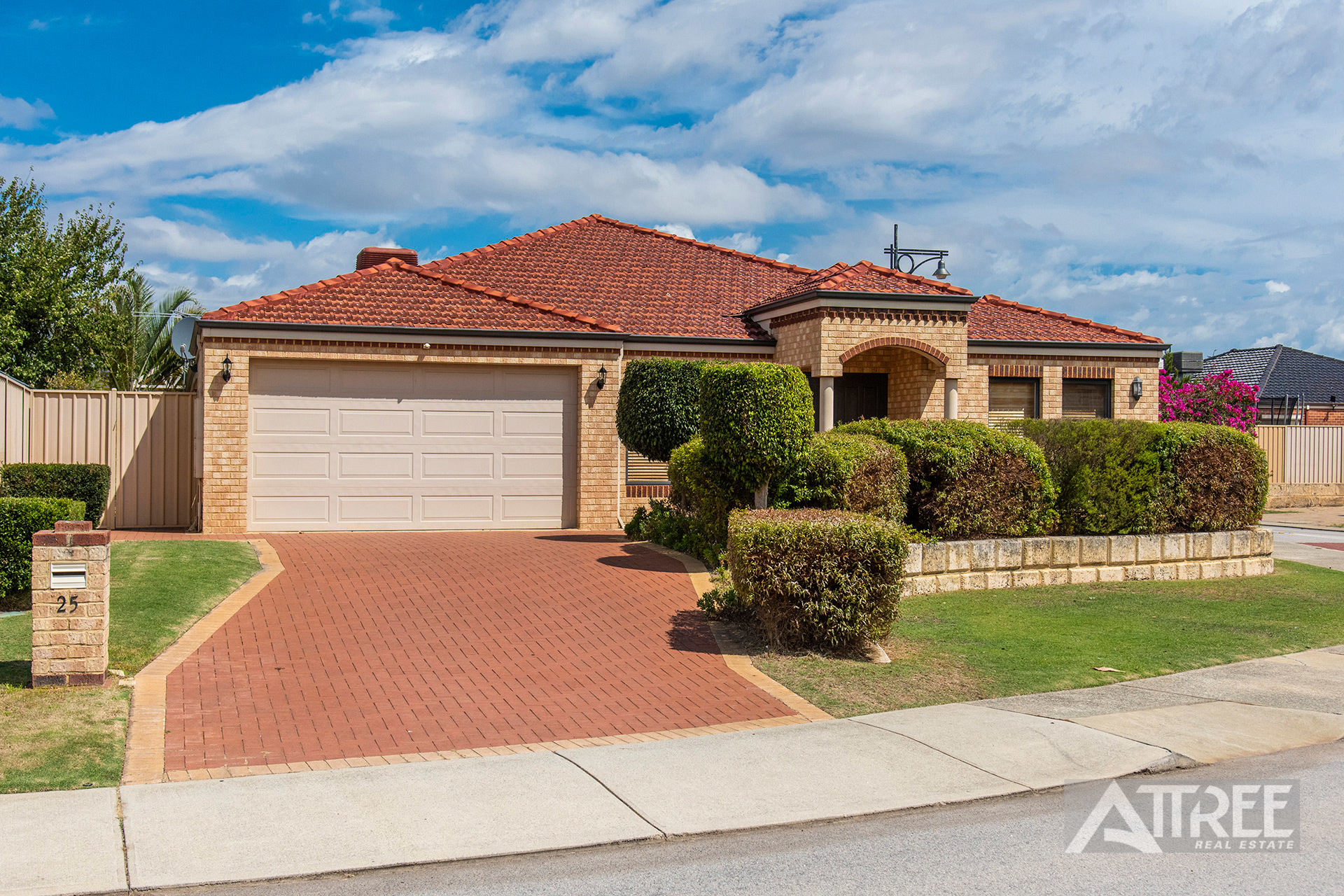 Listing image for 25 Burnside Terrace, Canning Vale  WA  6155