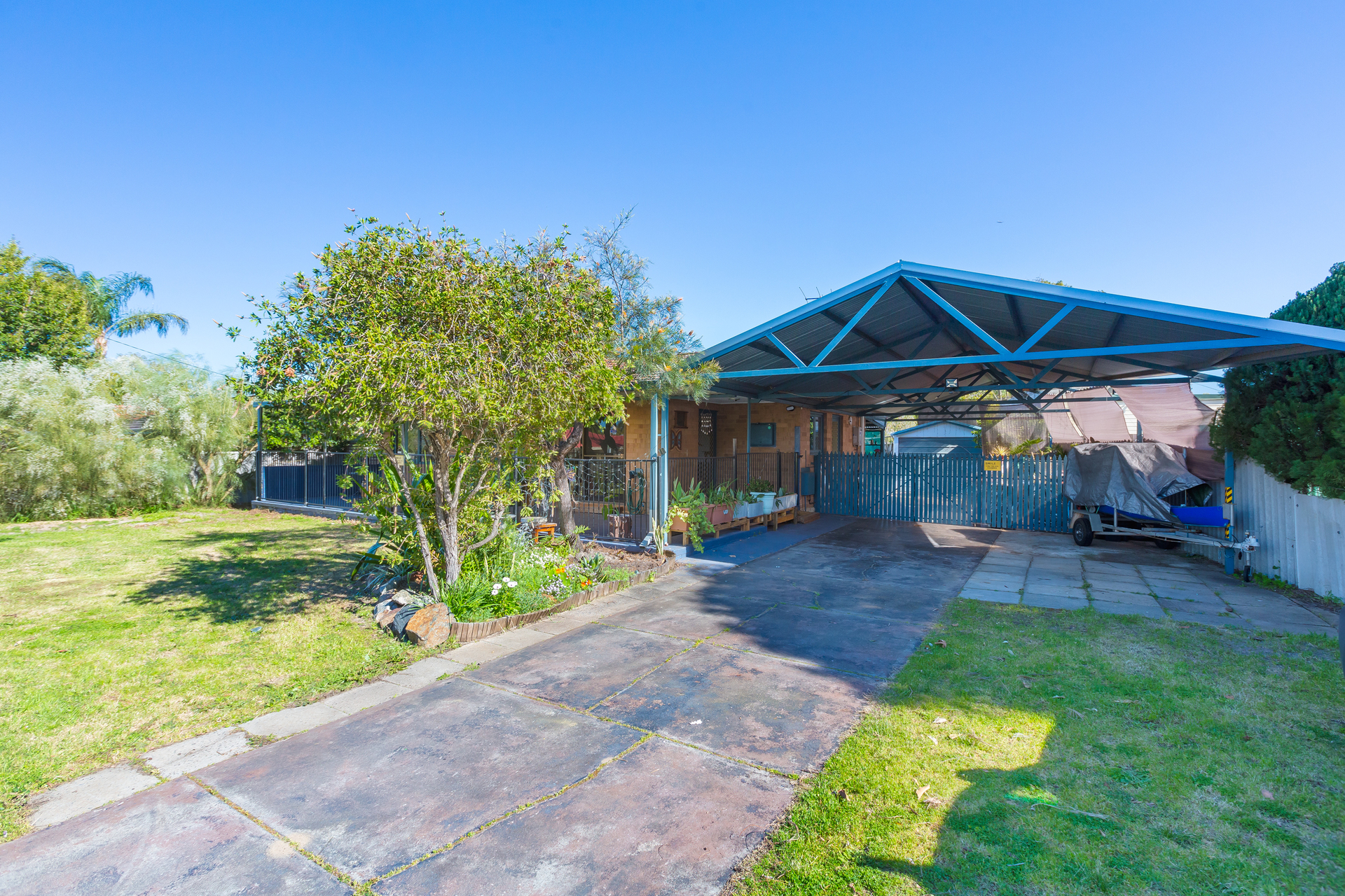 Listing image for 49 Goodall Street, Gosnells  WA  6110