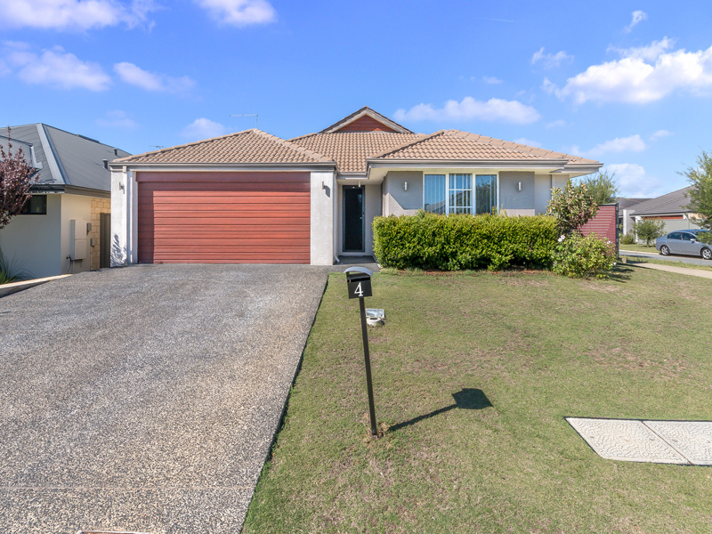 4 Erlon Way, Harrisdale WA 6112