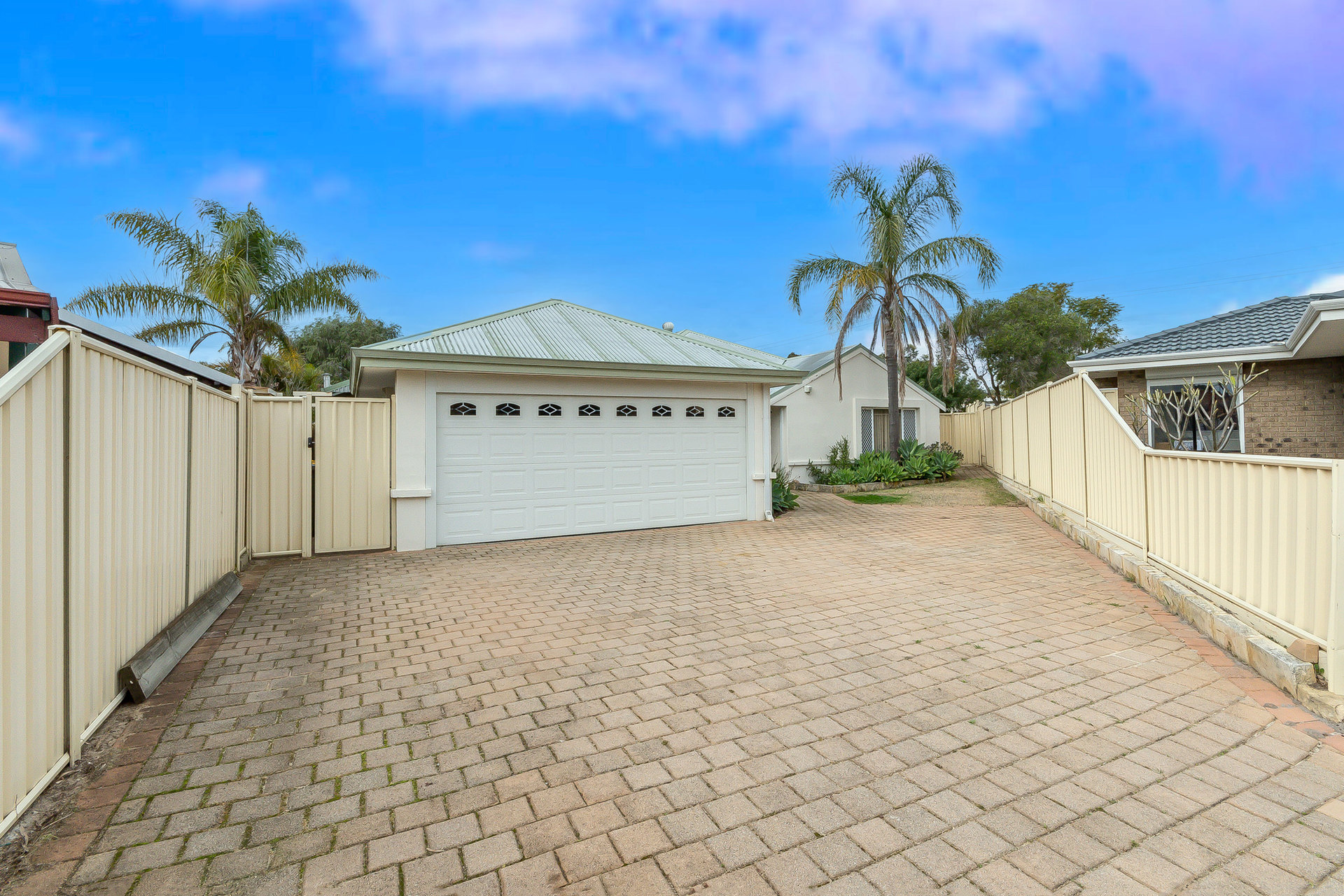 Listing image for 19 Birrine Gardens, High Wycombe  WA  6057