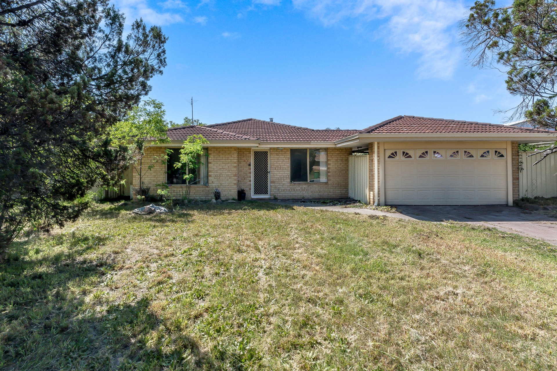 19 Dulverson Way, South Lake WA 6164