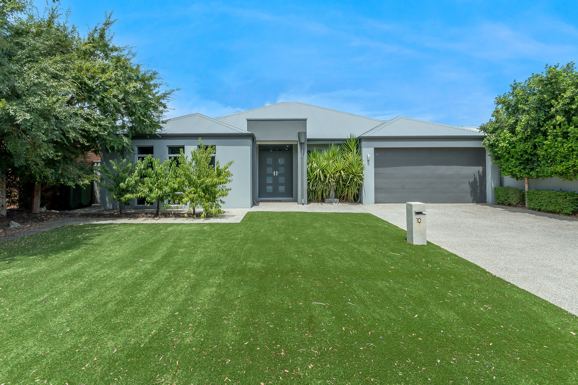 10 Kaliman Bend, Harrisdale WA 6112