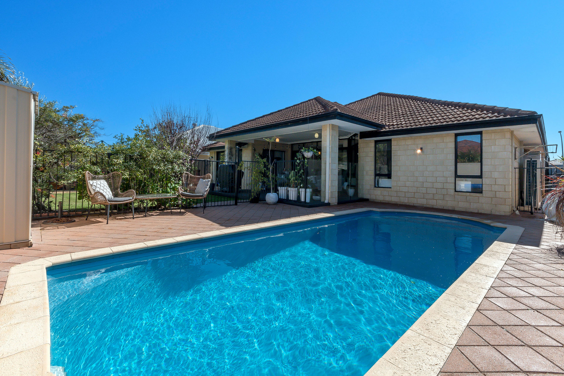 15 Azure Street, Southern River WA 6110