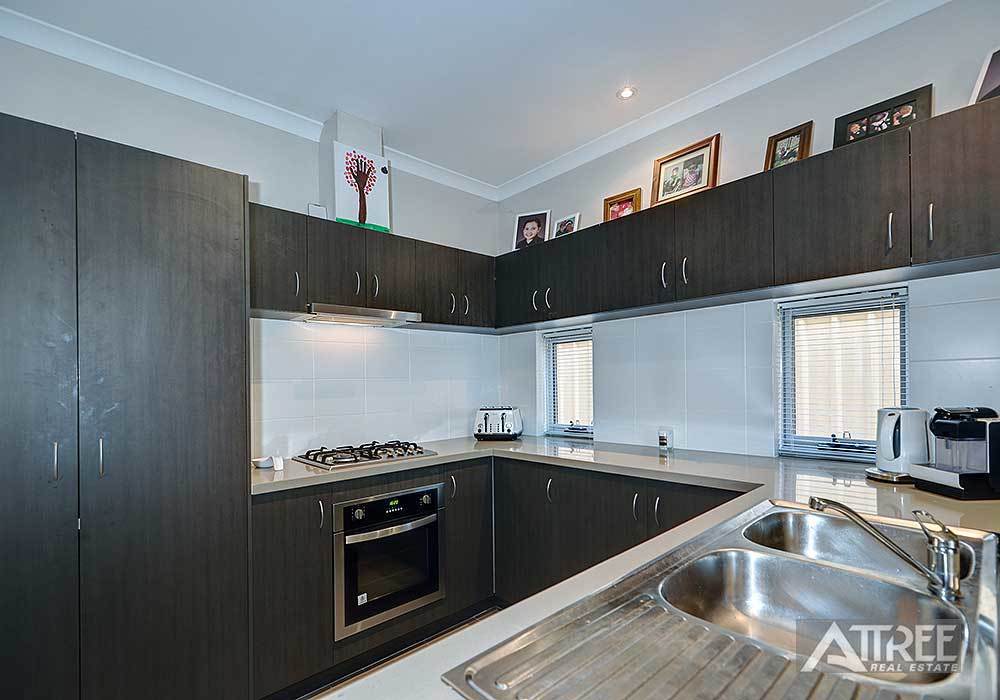 Listing image for 6/11 Carnation Street, Canning Vale  WA  6155