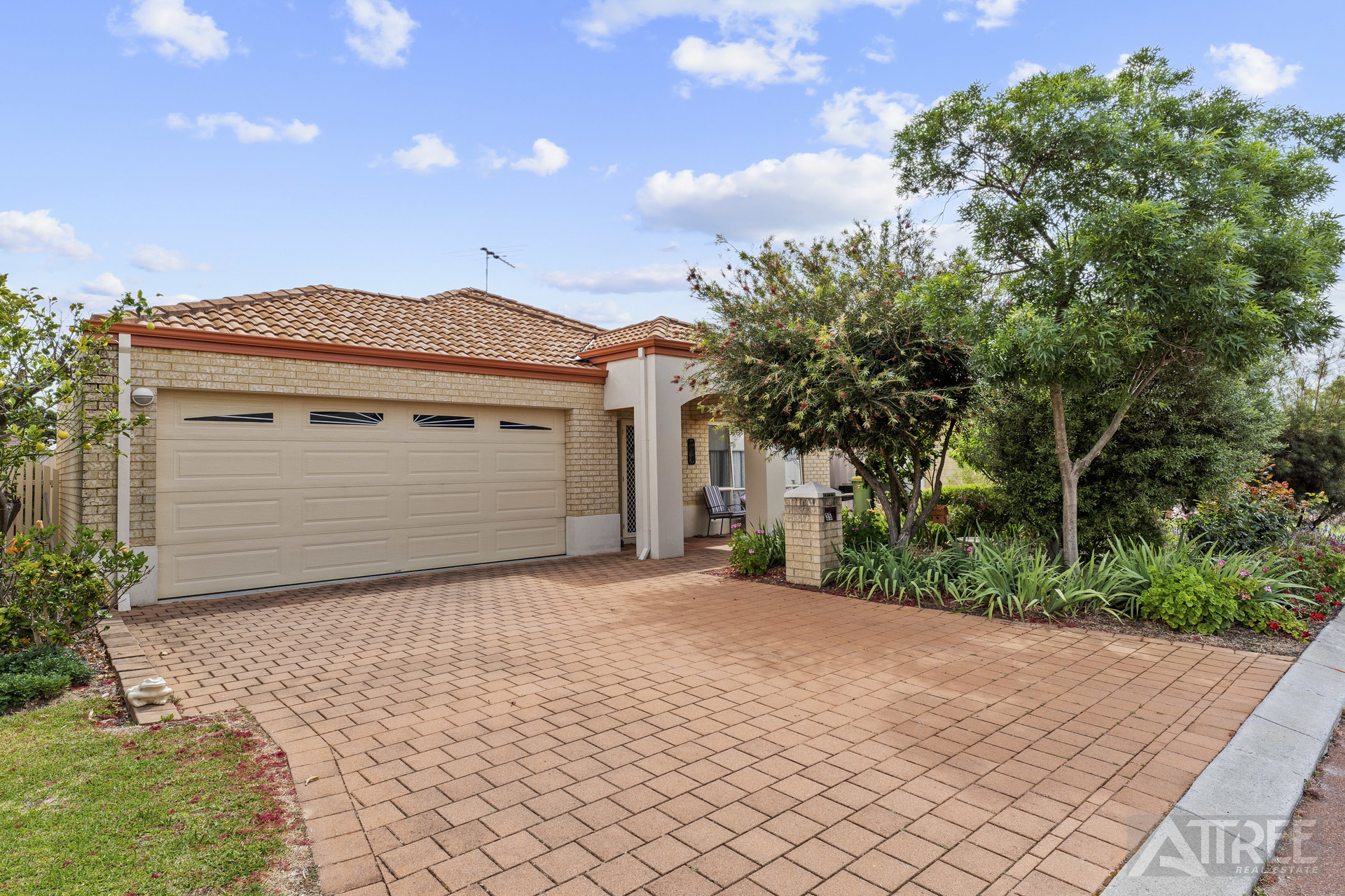 35 Carlton Loop, Canning Vale WA 6155