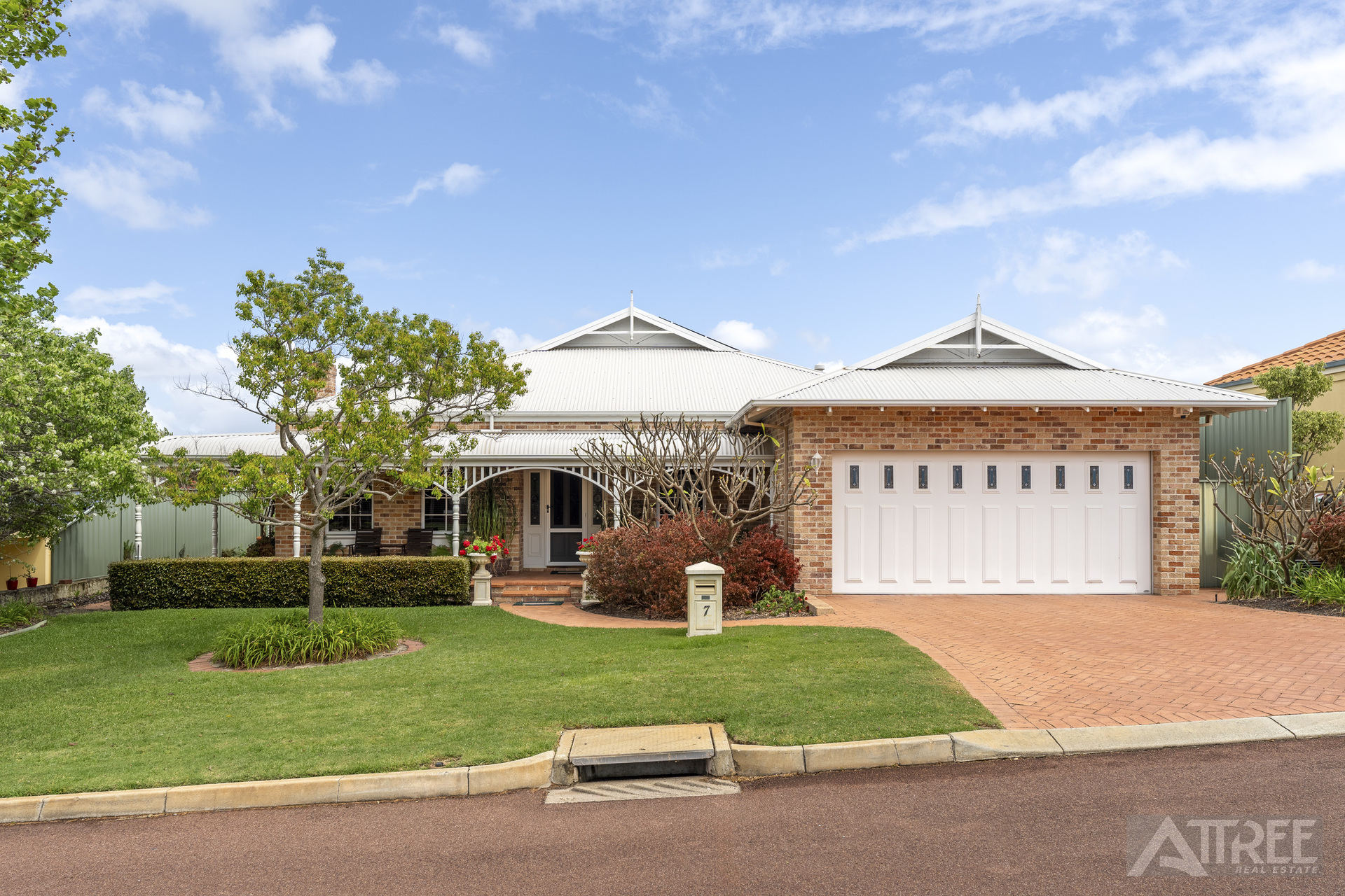 Listing image for 7 Nolan Avenue, Southern River  WA  6110