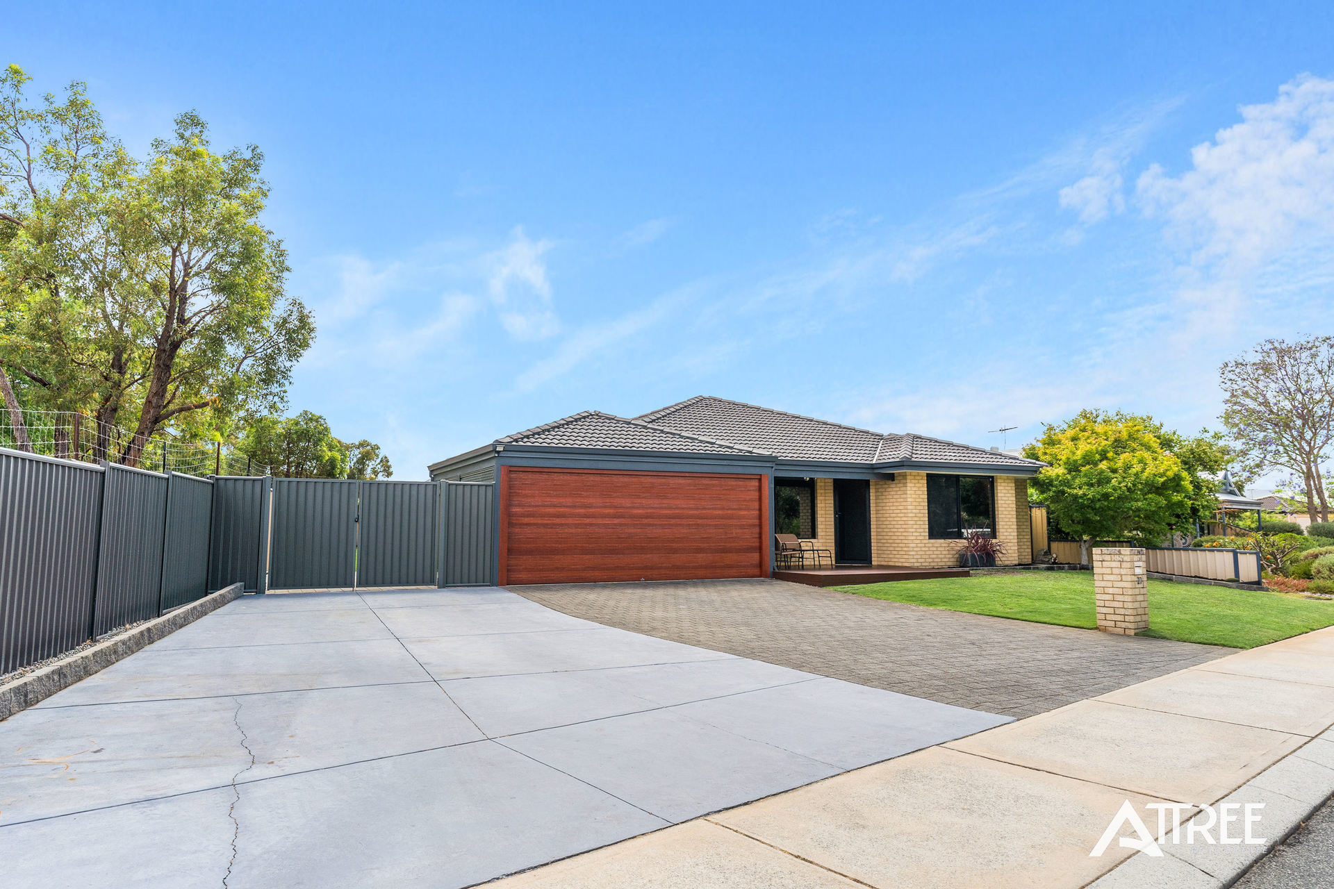 Listing image for 20 Shannon Ramble, Gosnells  WA  6110