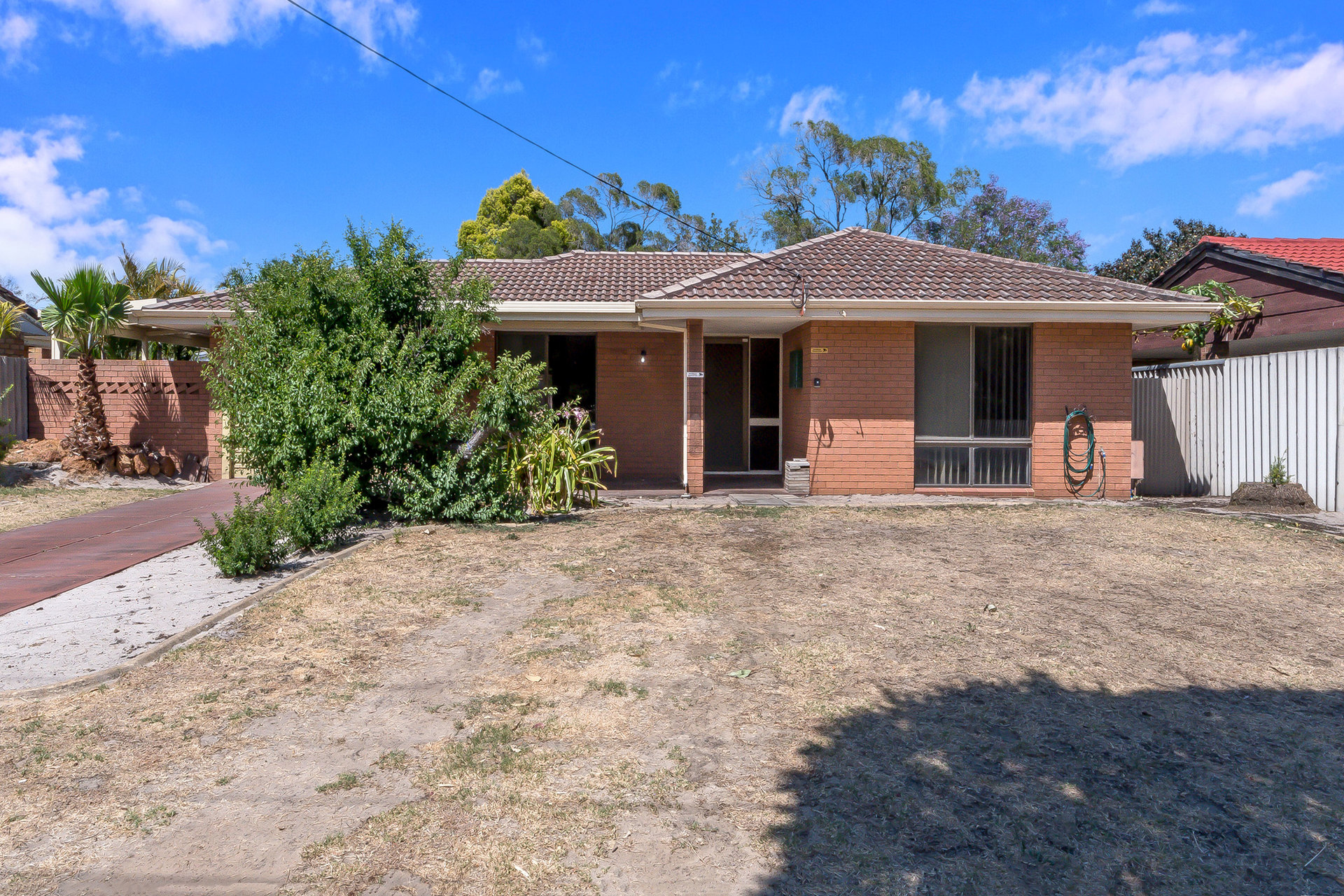 27 Ashburton Drive, Gosnells WA 6110