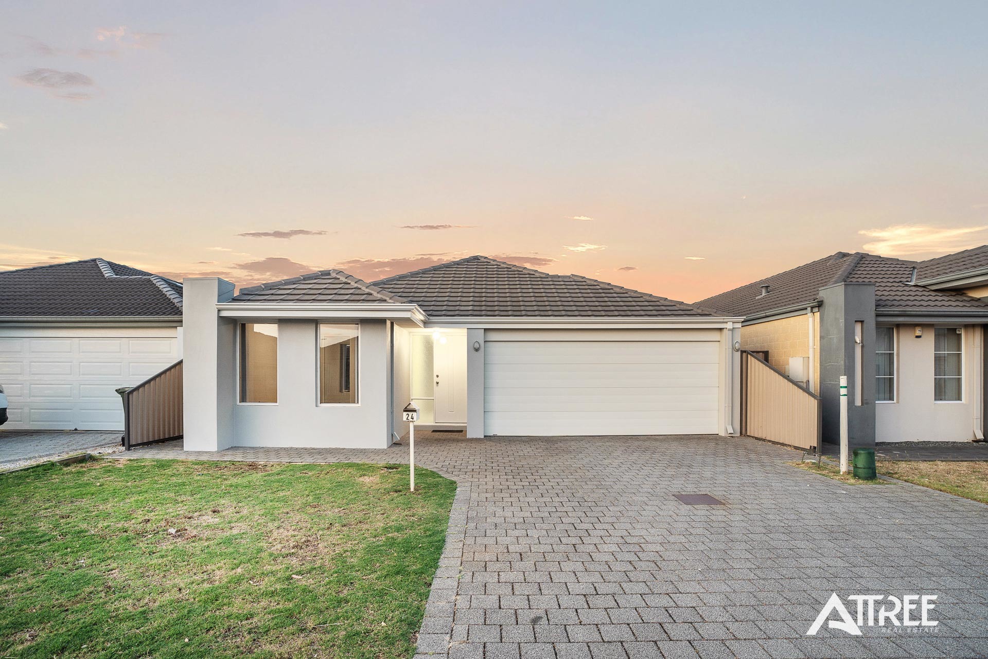 24 Calvera Gardens, Piara Waters WA 6112