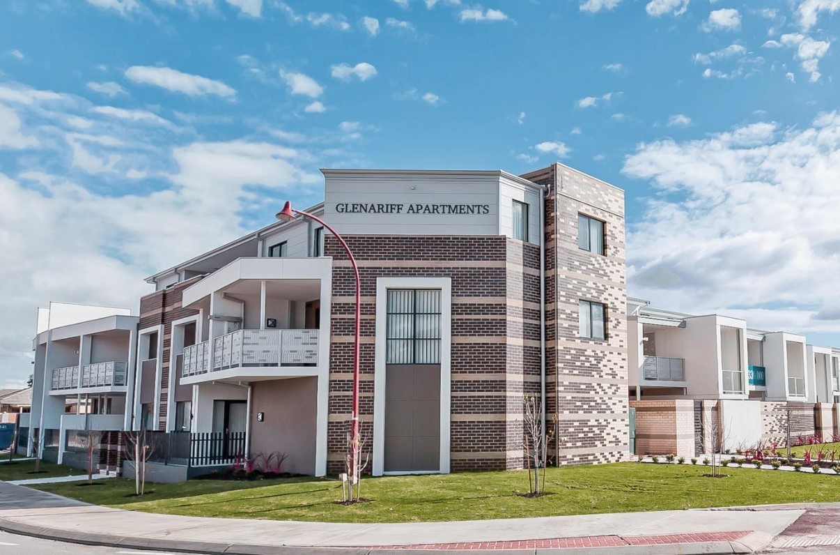 27/1 Glenariff Boulevard, Canning Vale WA 6155