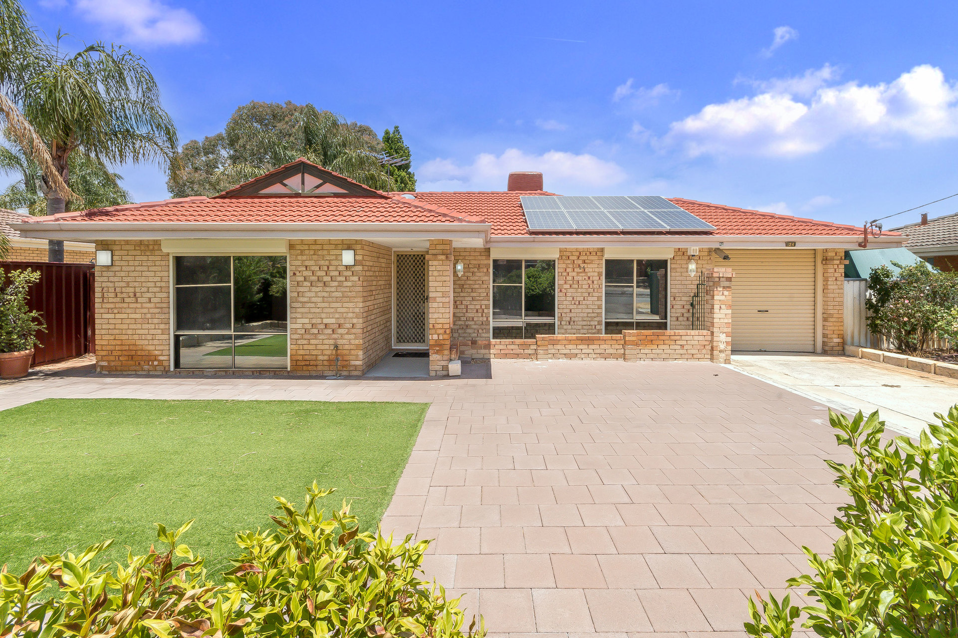 24 Southern River Road, Gosnells WA 6110
