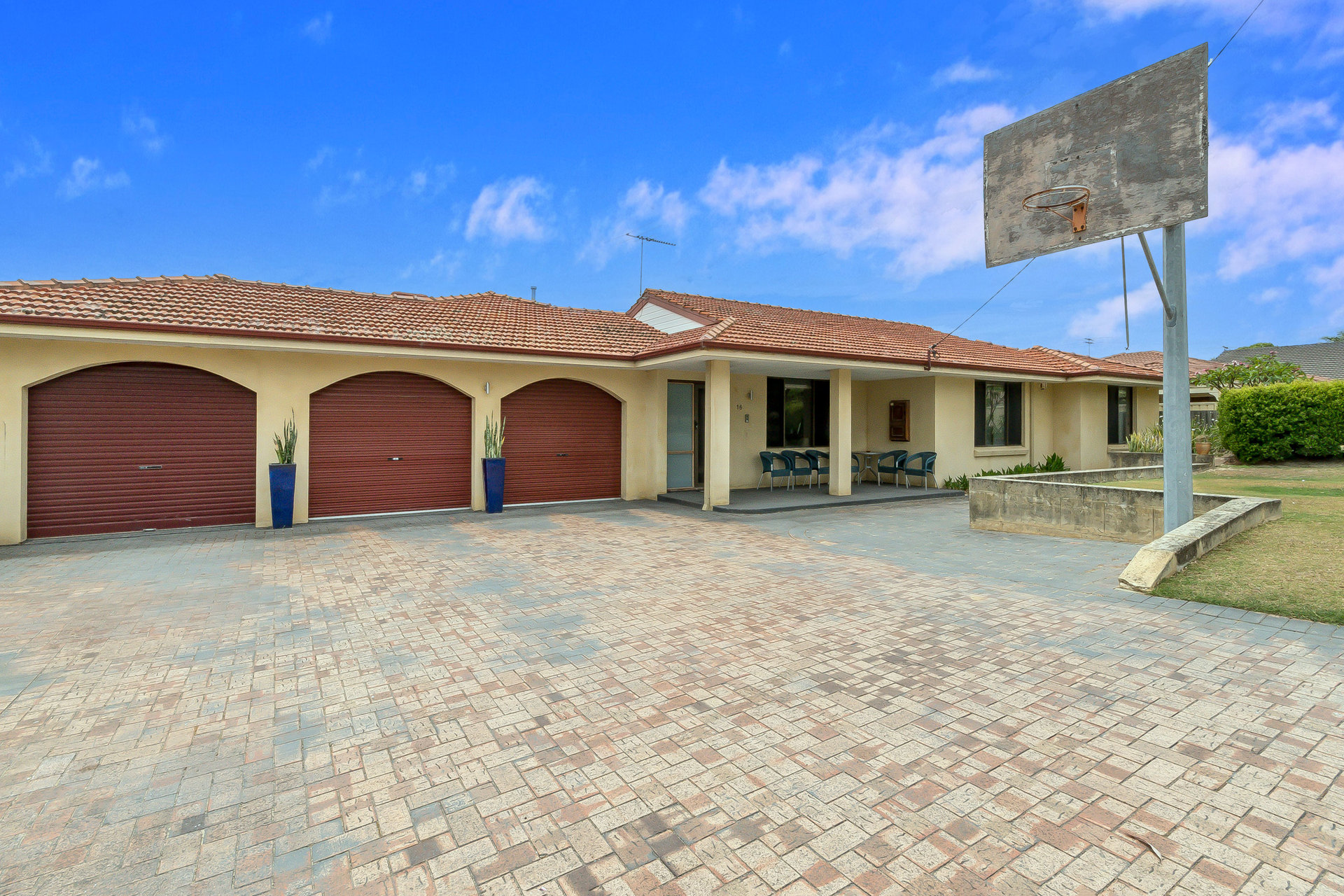 16 Tern Loop, Yangebup WA 6164