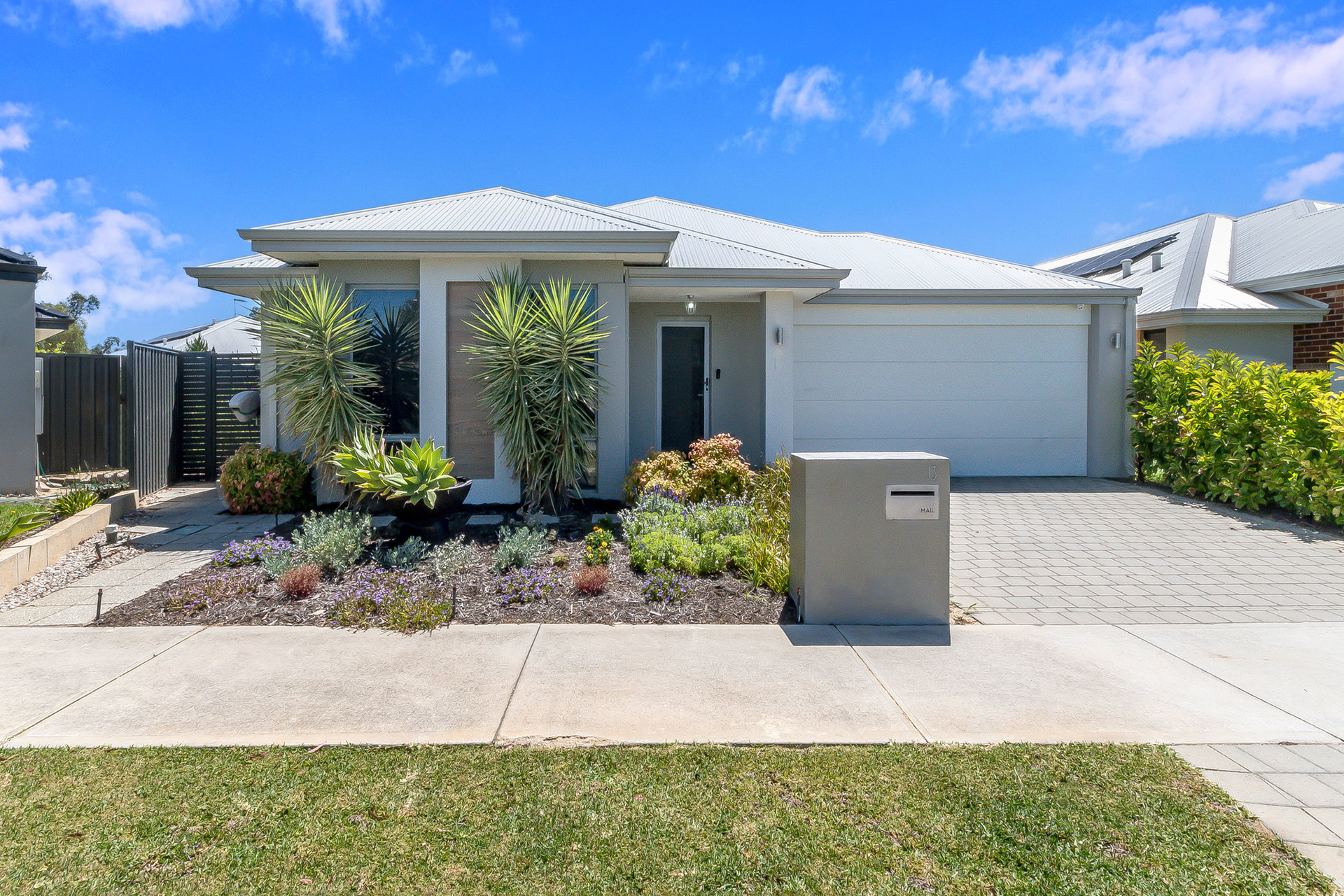 13 Mandalup Road, Haynes WA 6112
