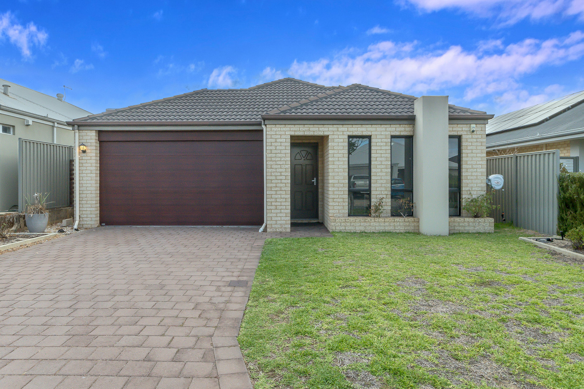 28 Archdale Loop, Piara Waters WA 6112
