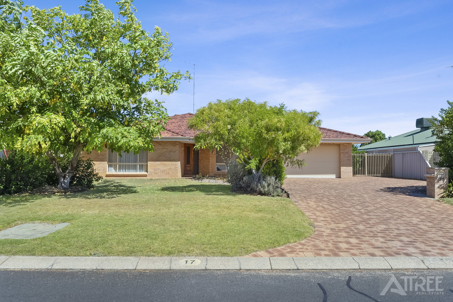 Listing image for 17 Pentland Crescent, Dudley Park  WA  6210