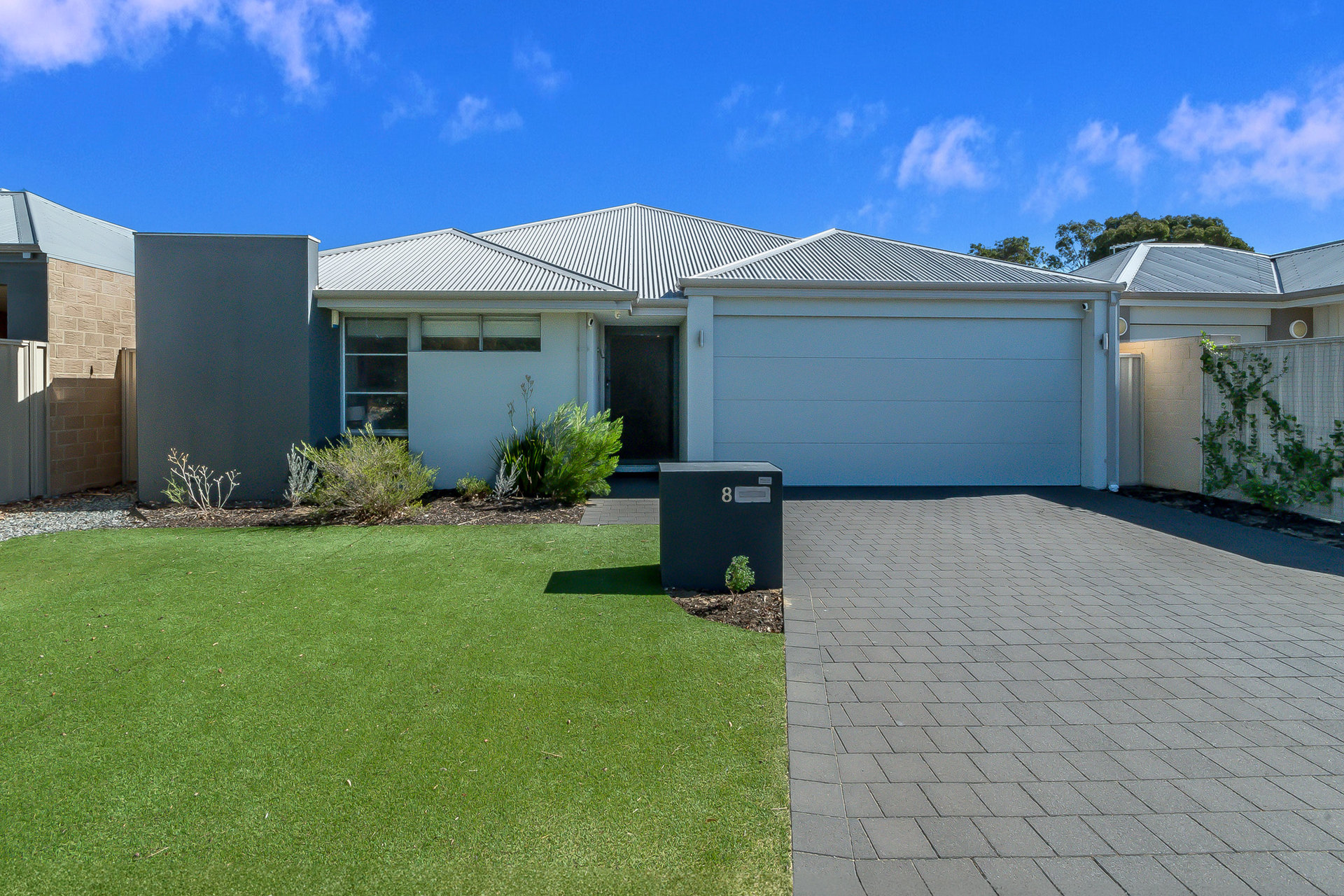 Listing image for 8 Hayford Road, Haynes  WA  6112