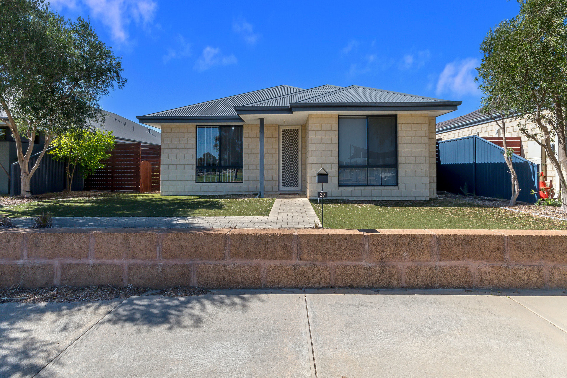 Listing image for 37 Portwine Avenue, Byford  WA  6122
