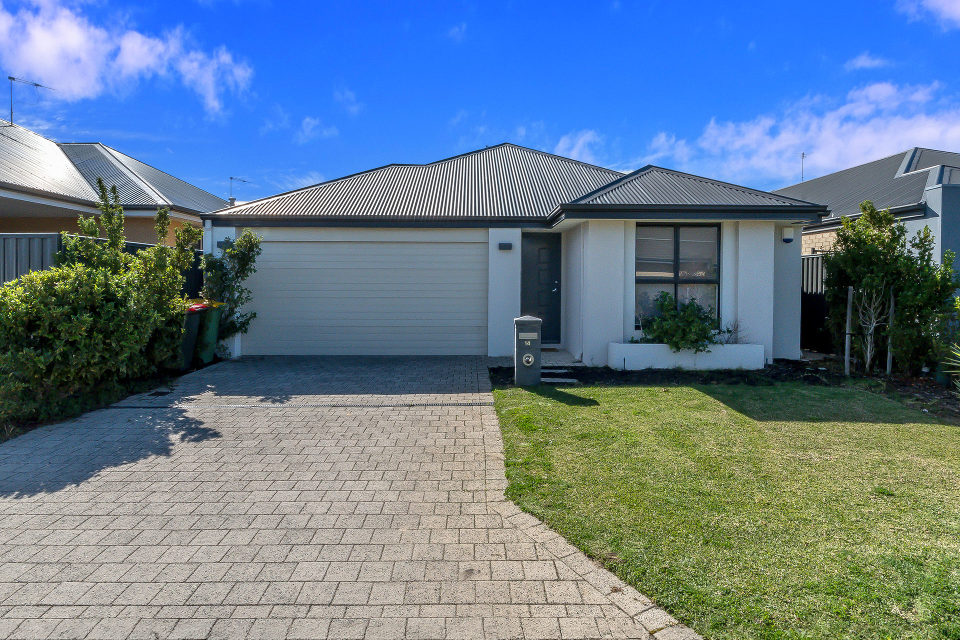 14 Massicot Road, Treeby WA 6164