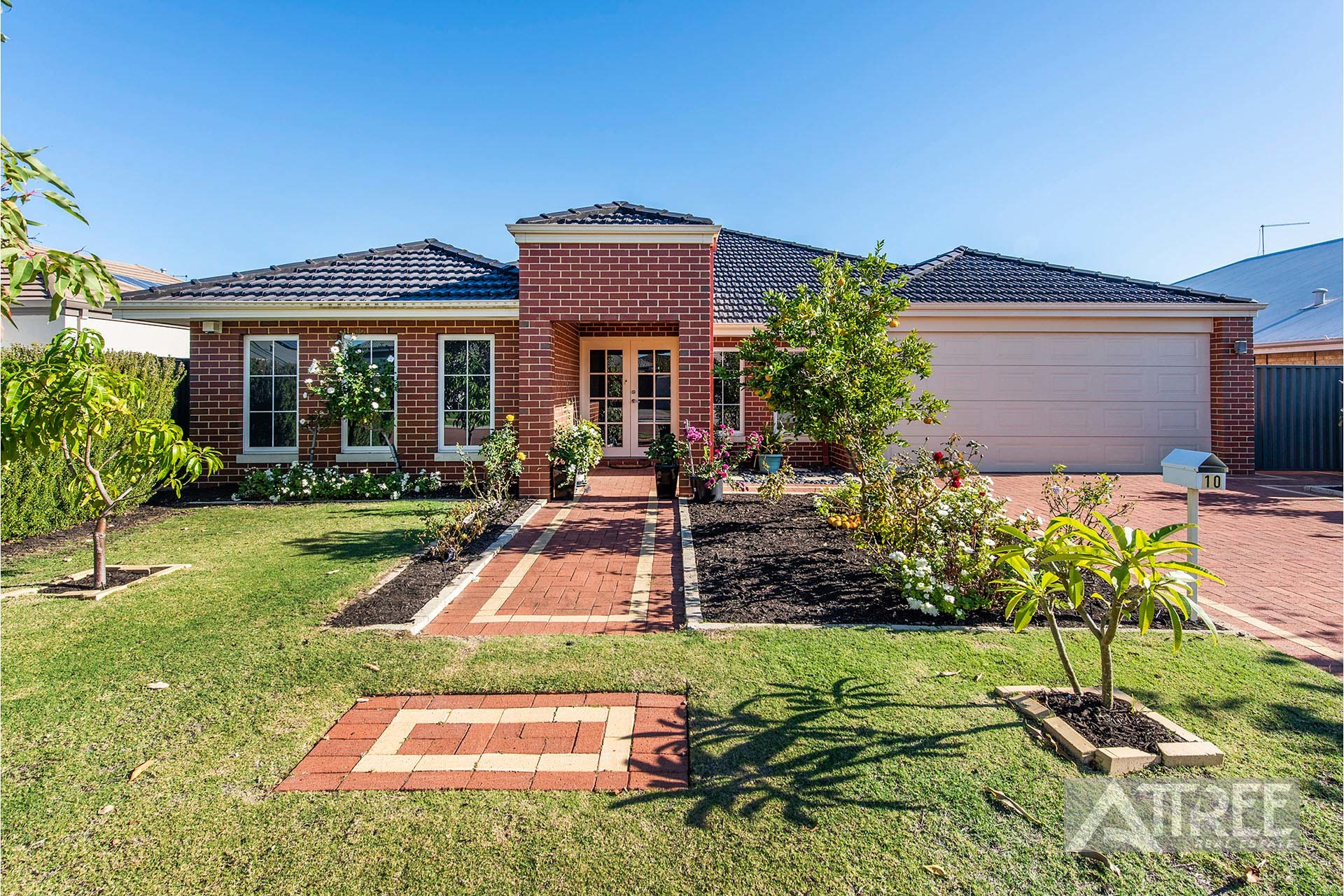 Listing image for 10 Solander Street, Harrisdale  WA  6112