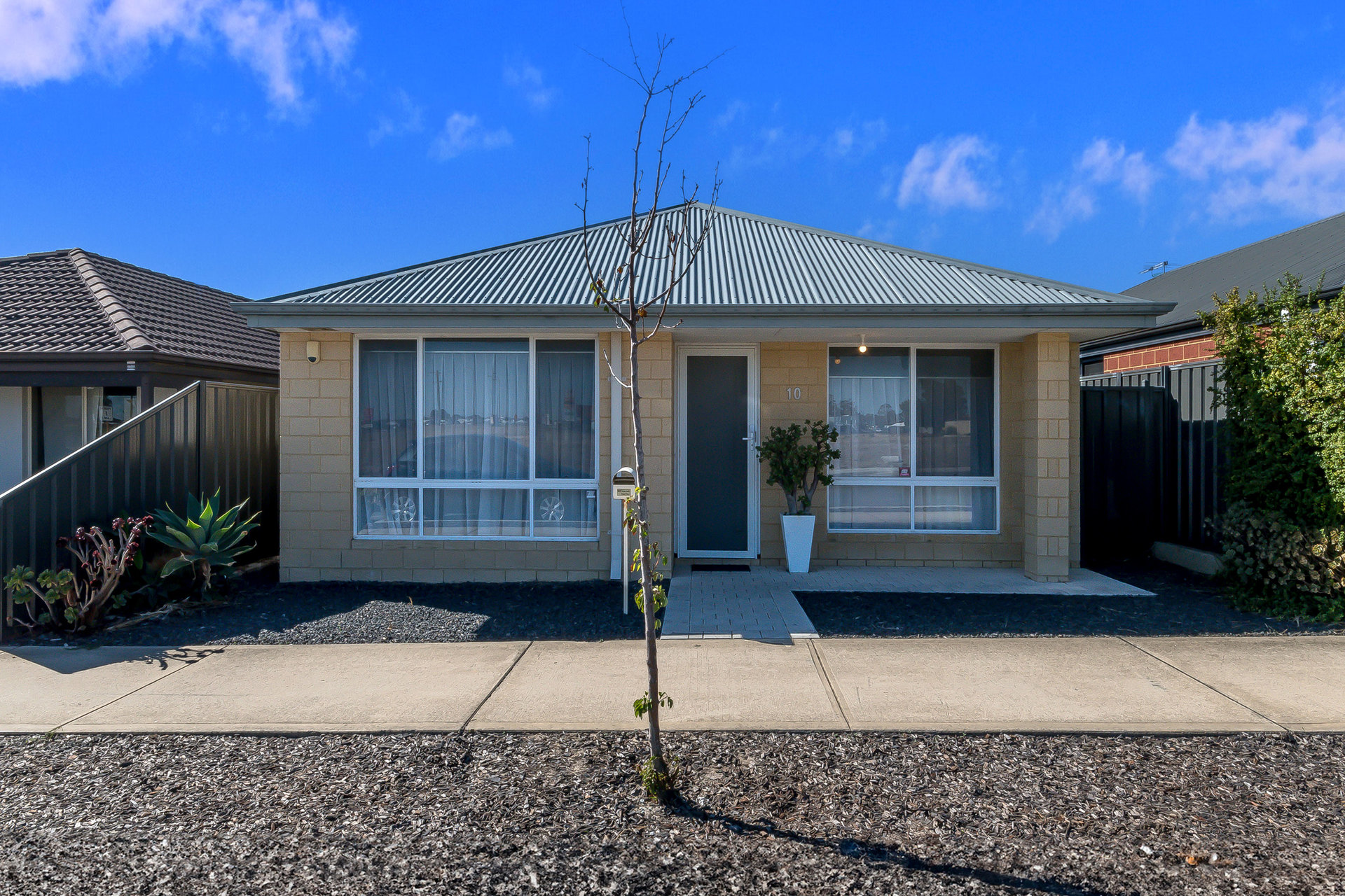 Listing image for 10 Campine Drive, Southern River  WA  6110