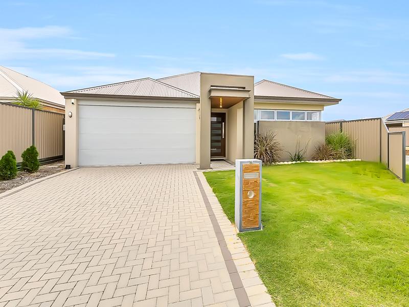 26 Villatella Gardens, Piara Waters WA 6112