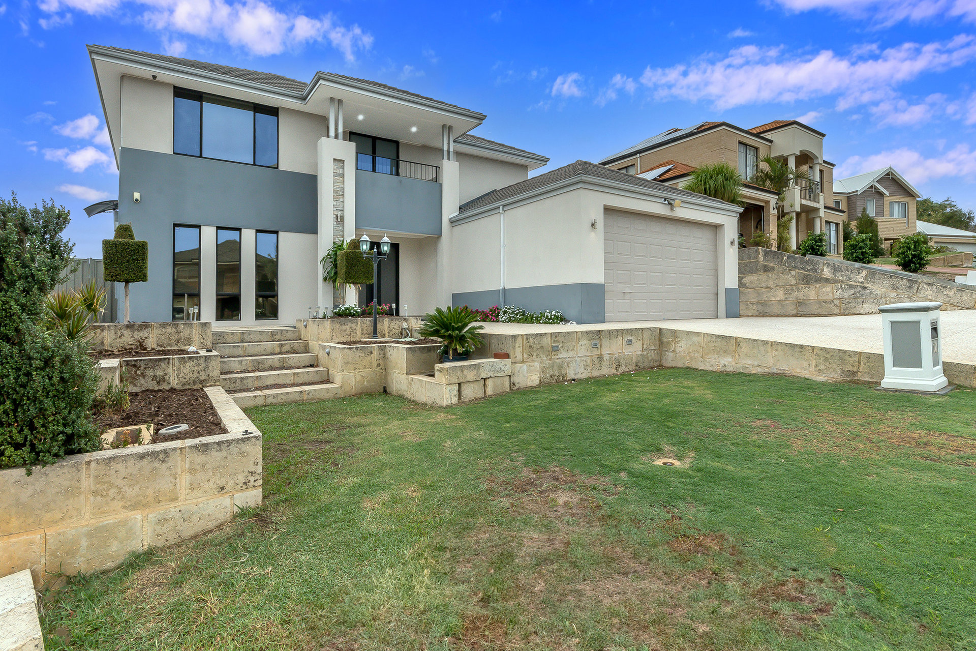 Listing image for 10 Hillview Place, Thornlie  WA  6108