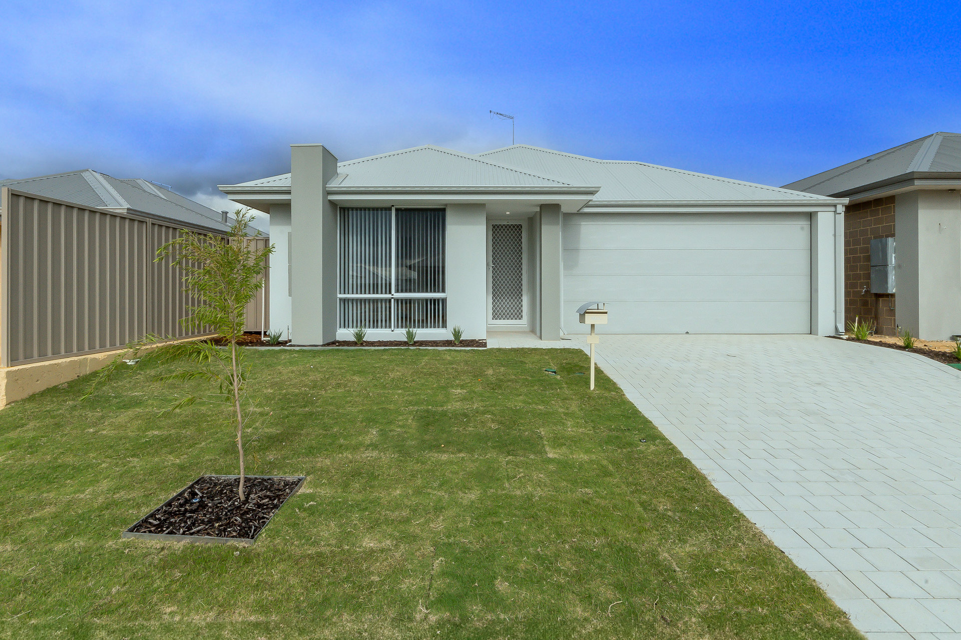 Listing image for 32 Feldspar Road, Karnup  WA  6176