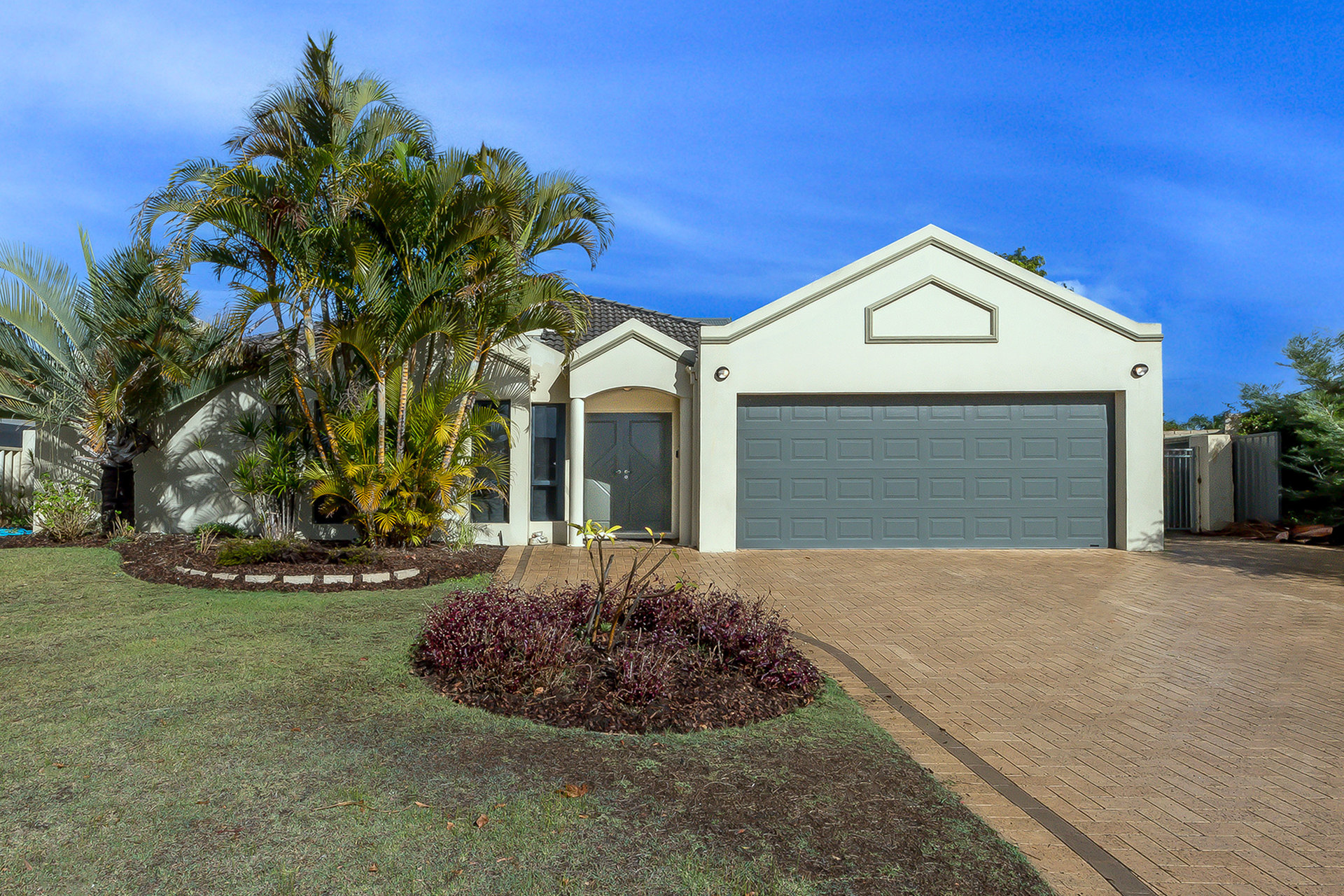 Listing image for 4 Jubaea Court, Canning Vale  WA  6155