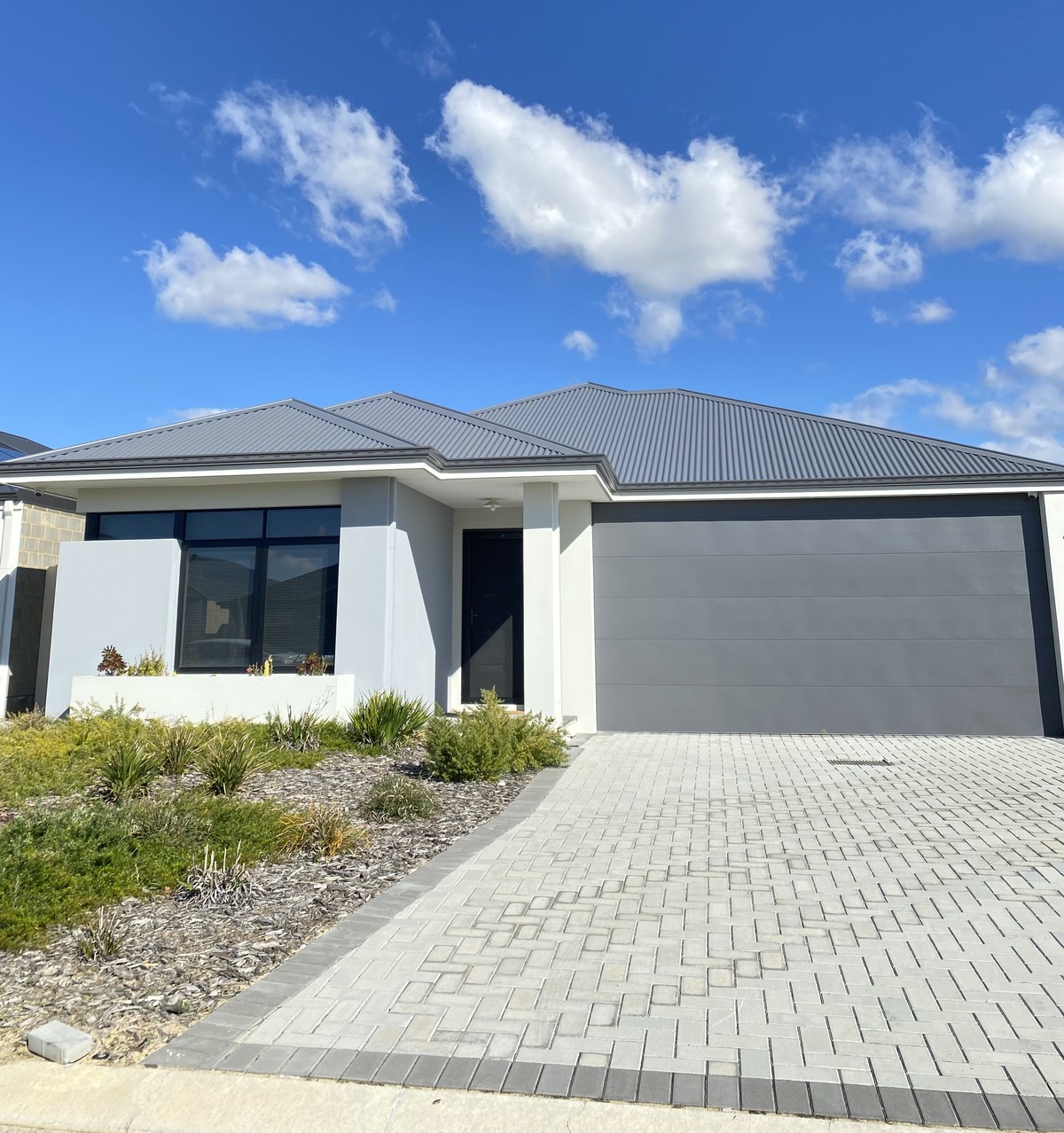 Listing image for 8 Mandalup Road, Haynes  WA  6112