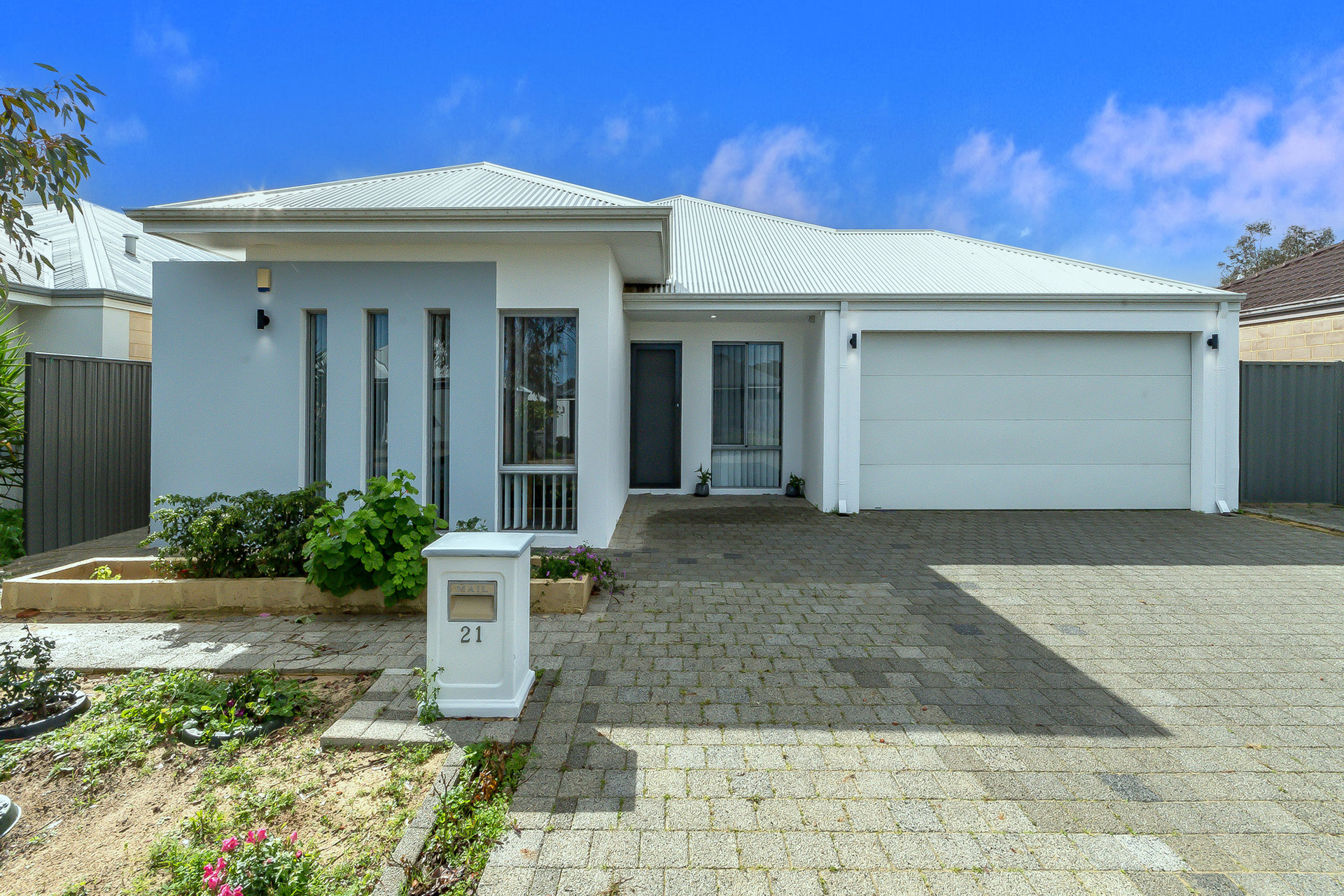 21 Nesbit Drive, Haynes WA 6112
