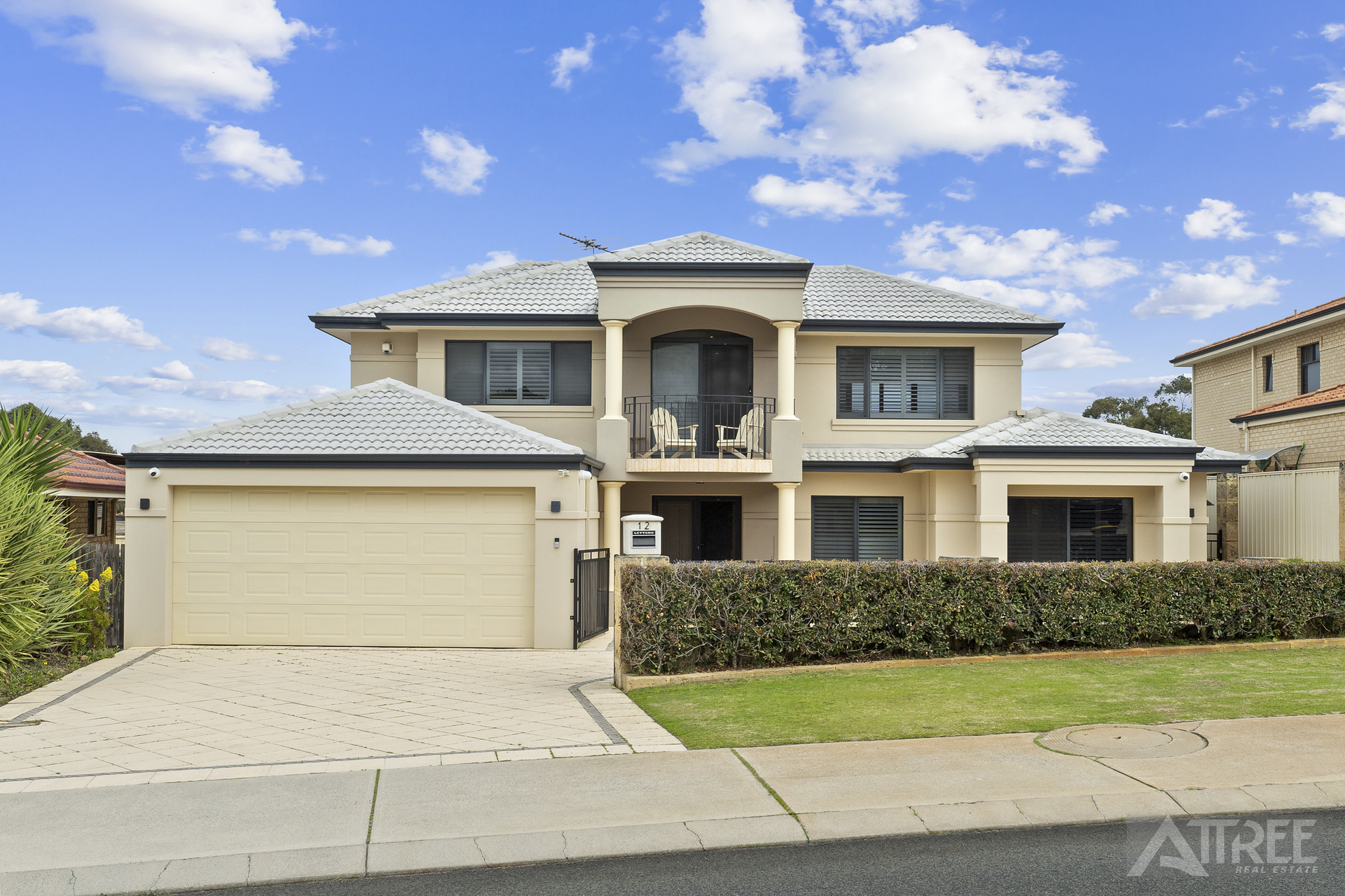 Listing image for 12 Glen Iris Drive, Jandakot  WA  6164