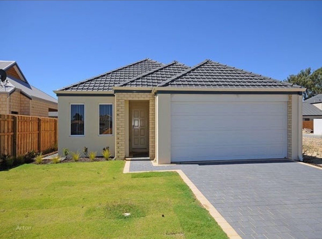 Listing image for 5 Churchill Green, Canning Vale  WA  6155