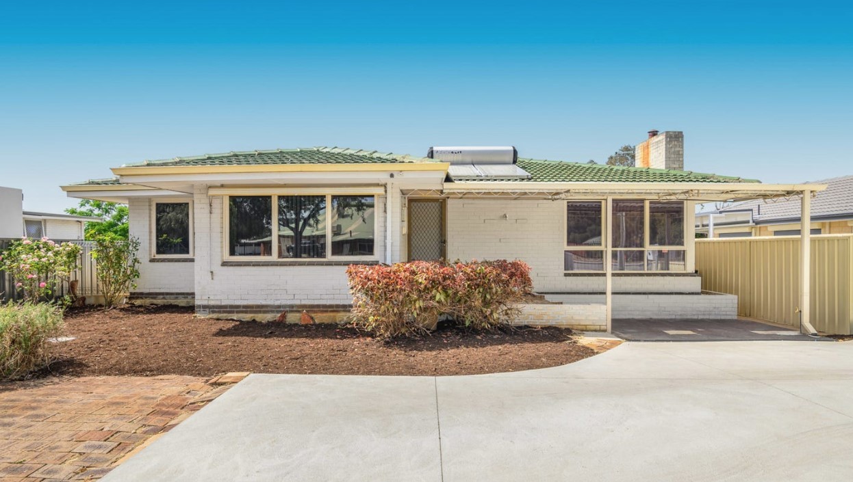 3 Churchdown Street, Thornlie WA 6108