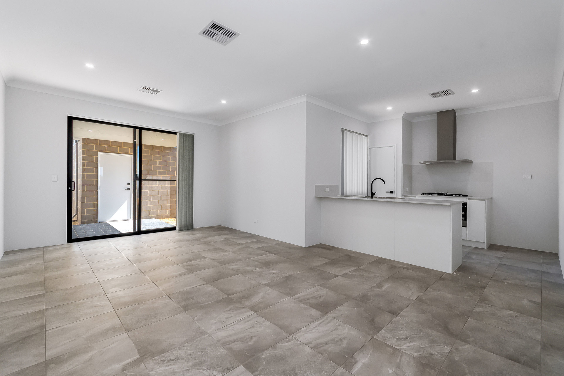 Listing image for 6A Greenlink Boulevard, Harrisdale  WA  6112