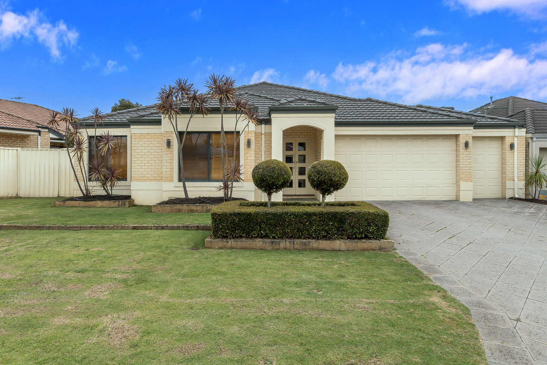 Listing image for 29 Mount Park Way, Canning Vale  WA  6155