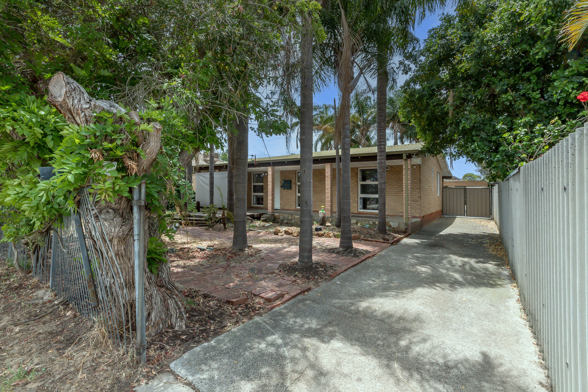 80 Crandon Street, Gosnells WA 6110