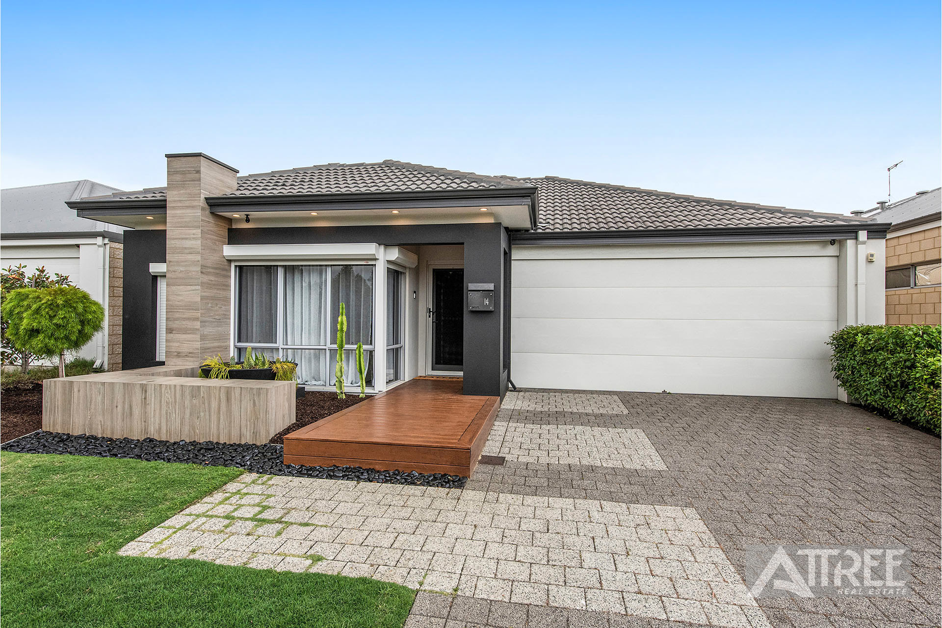 14 Dalby Street, Hilbert WA 6112