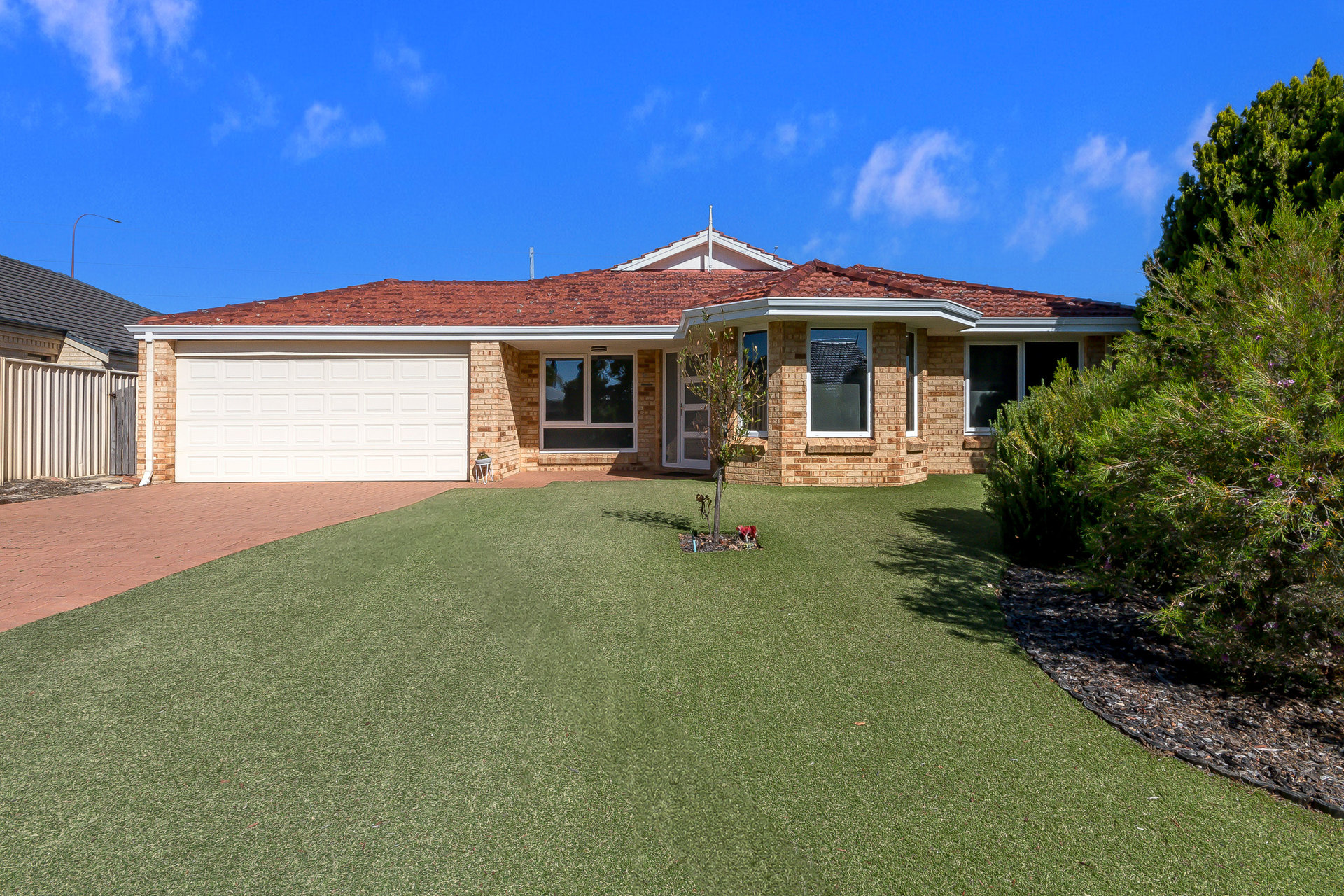 Listing image for 16 Mettler Court, Canning Vale  WA  6155