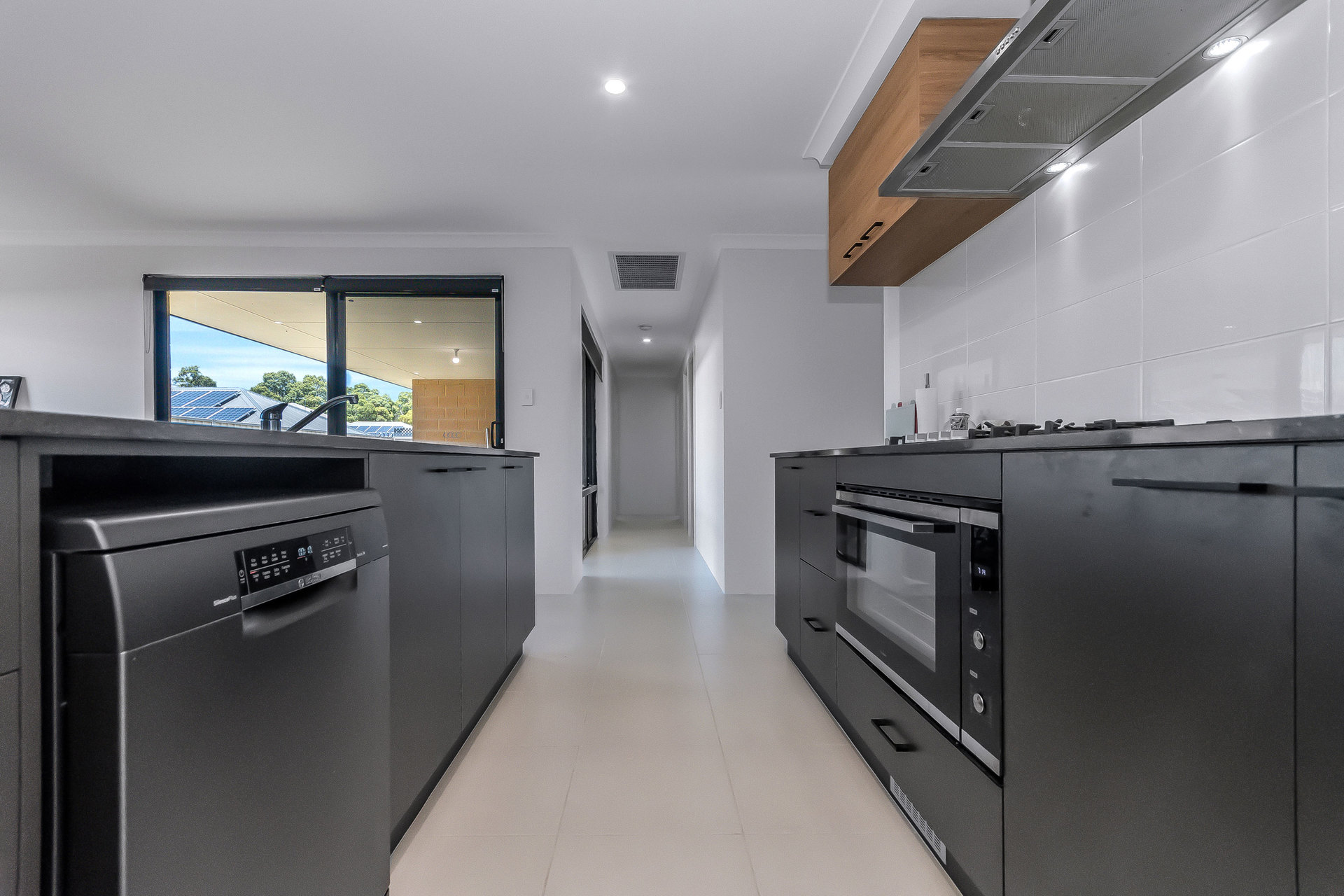 Listing image for 5 Mayo Place, Gosnells  WA  6110