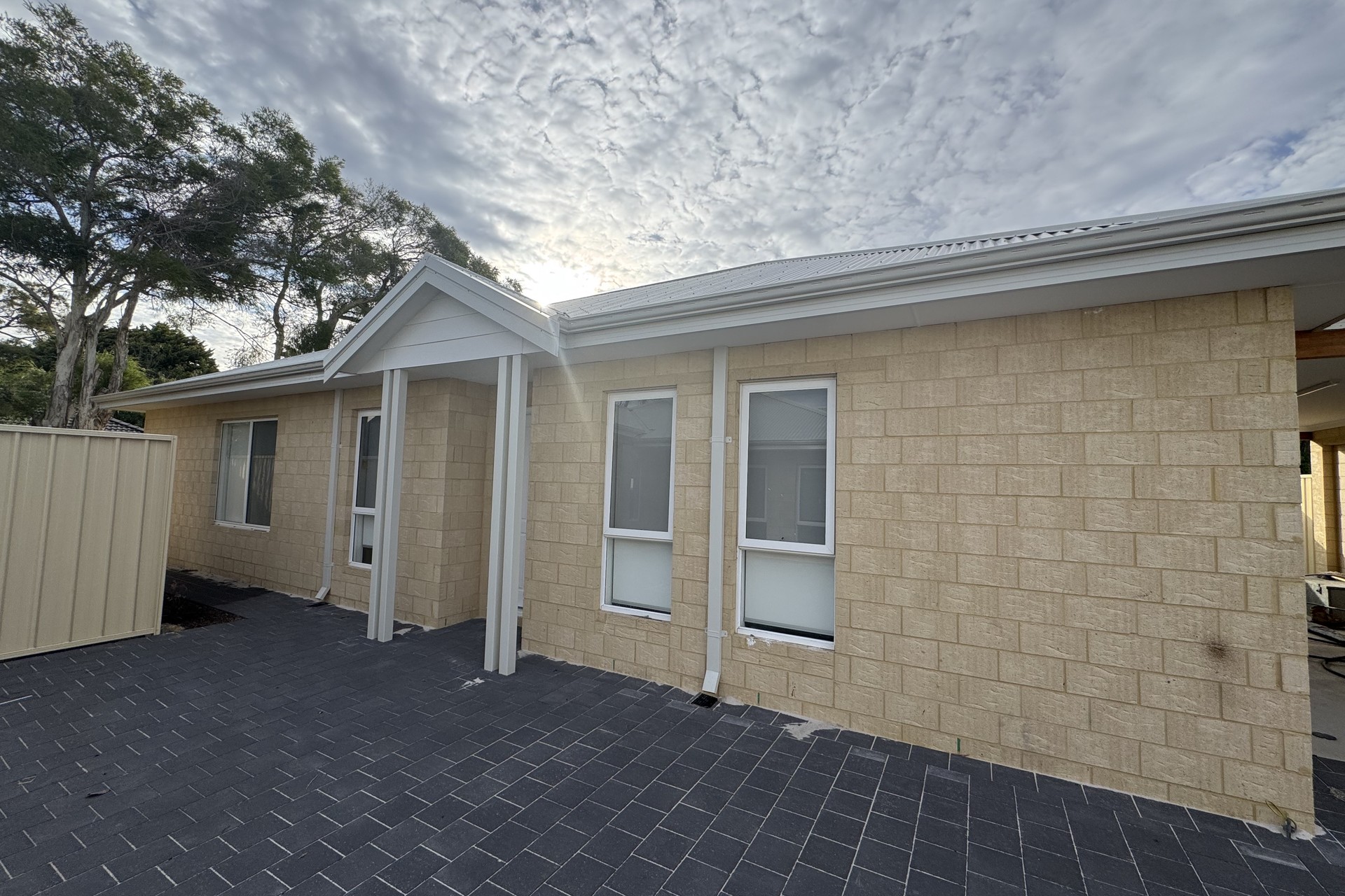 Listing image for 453D Kalamunda Road, High Wycombe  WA  6057