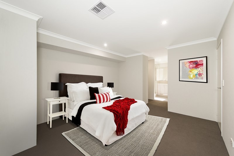 10 Pumice Road, Treeby WA 6164