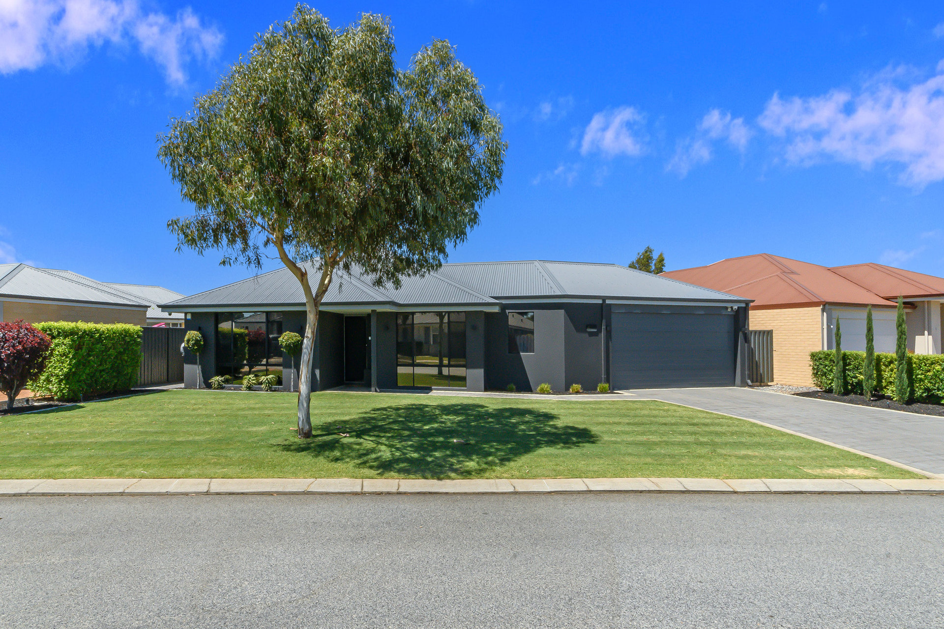 16 Mandalup Road, Haynes WA 6112