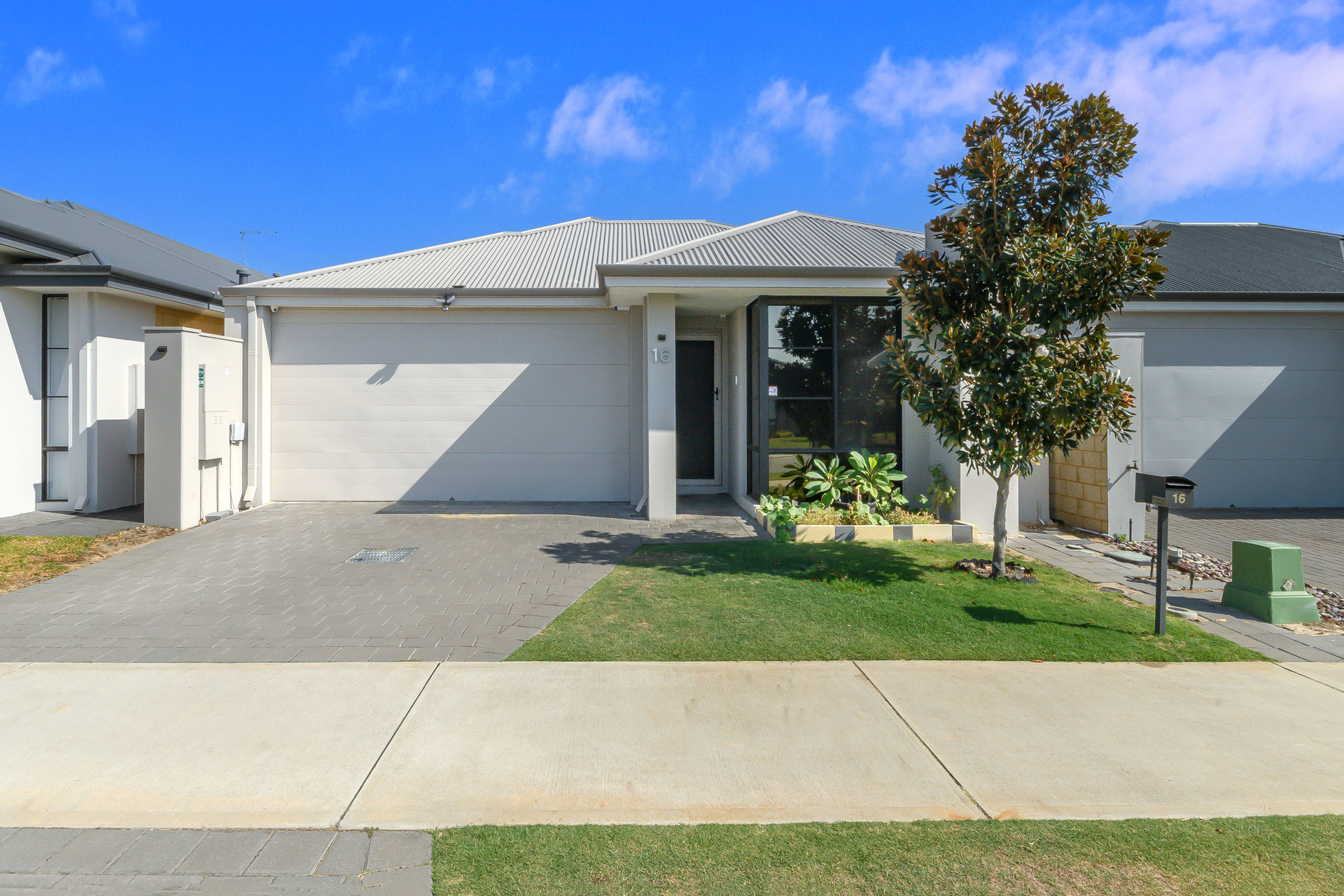 16 Torquata Street, Piara Waters WA 6112