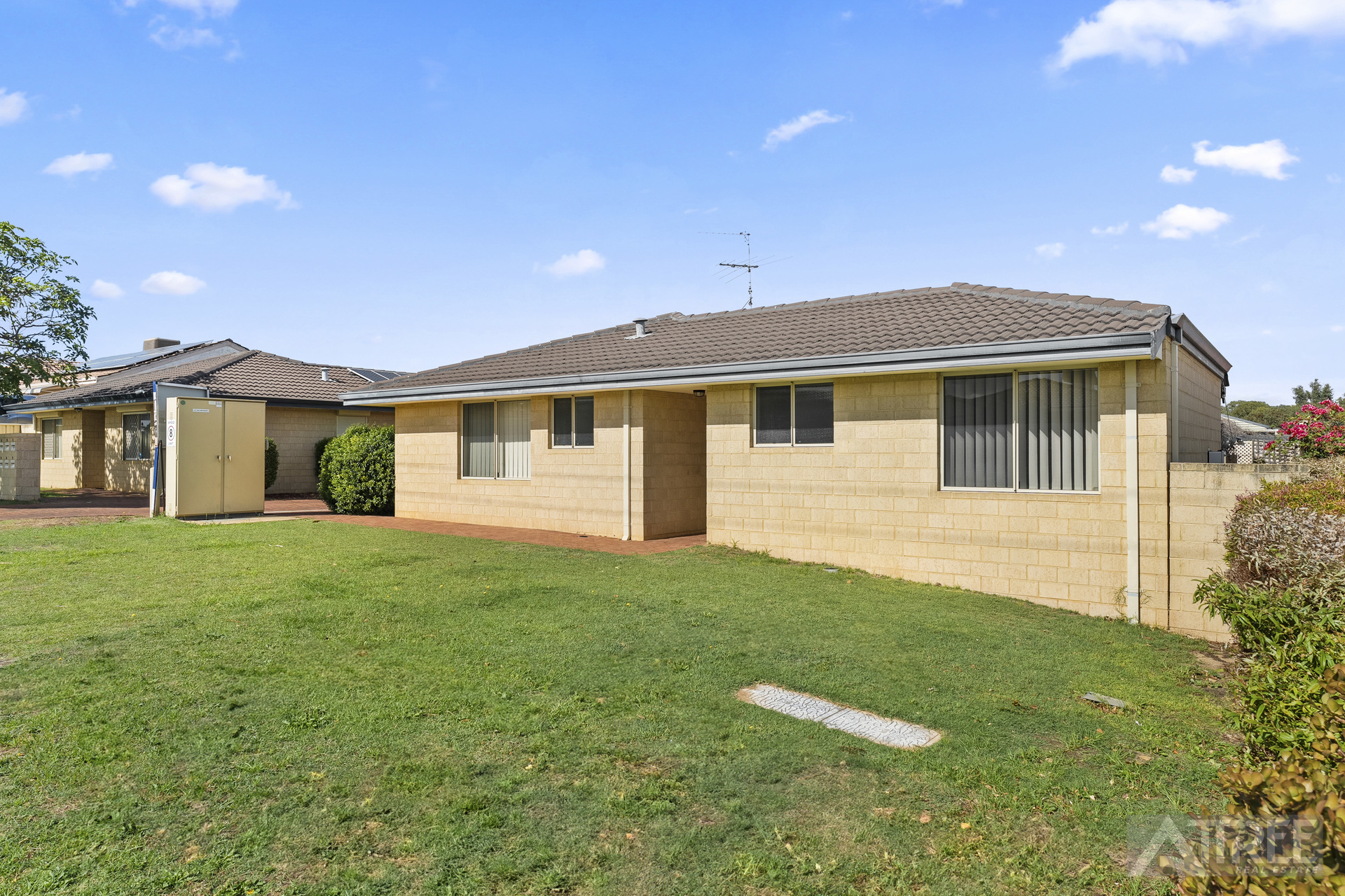 1/15 Attfield Street, Maddington WA 6109